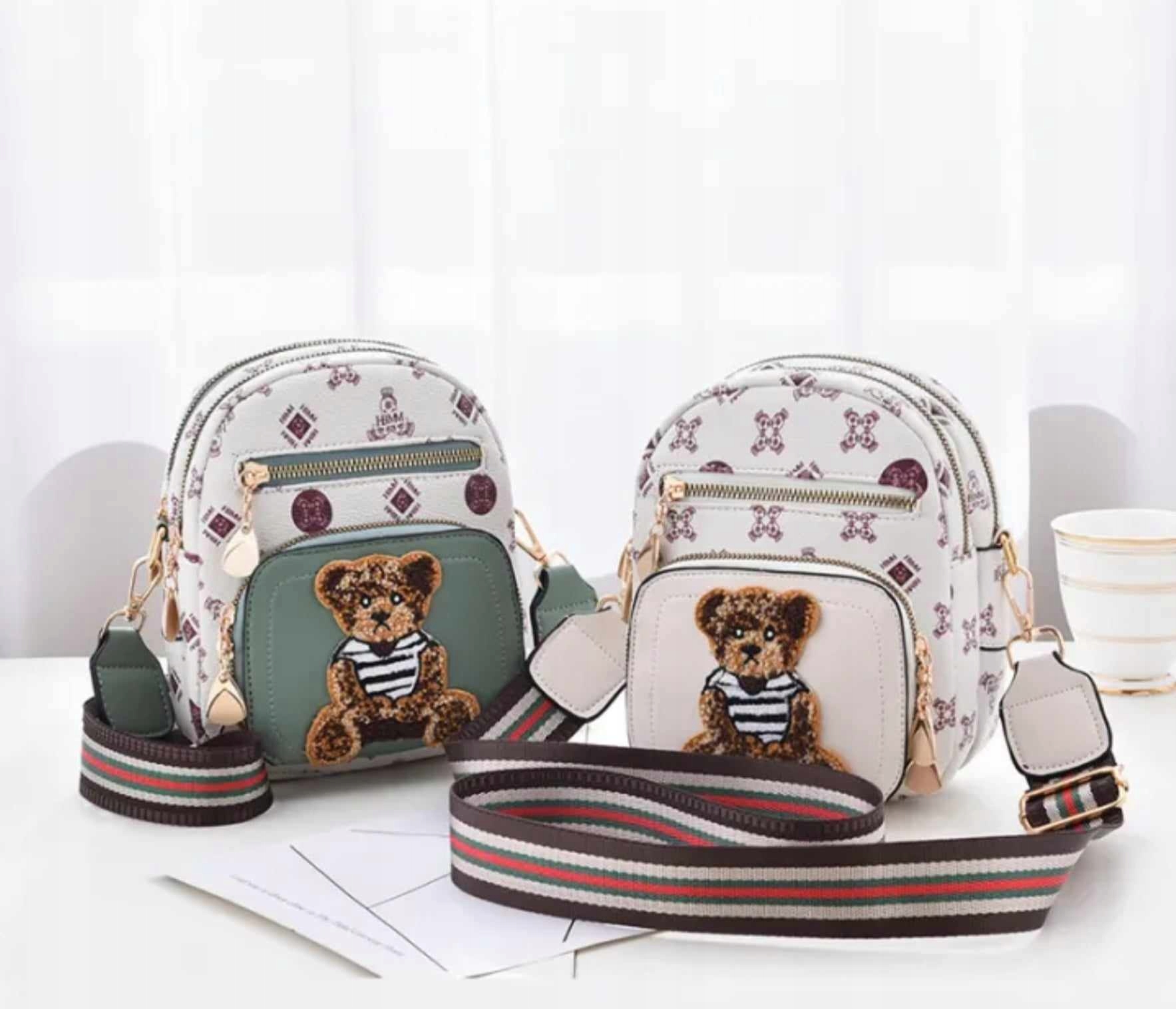 TORBA TOREBKA DAMSKA LISTONOSZKA KUFEREK NA RAMIĘ MAŁA MIŚ TEDDY BAG CZARNA Materiał dominujący skóra ekologiczna