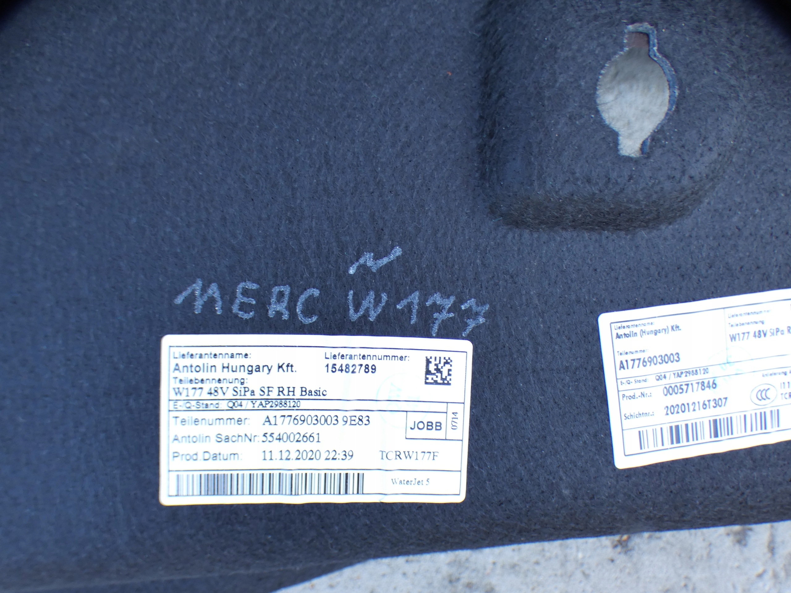 MERCEDES A-class W177 boot upholstery right left