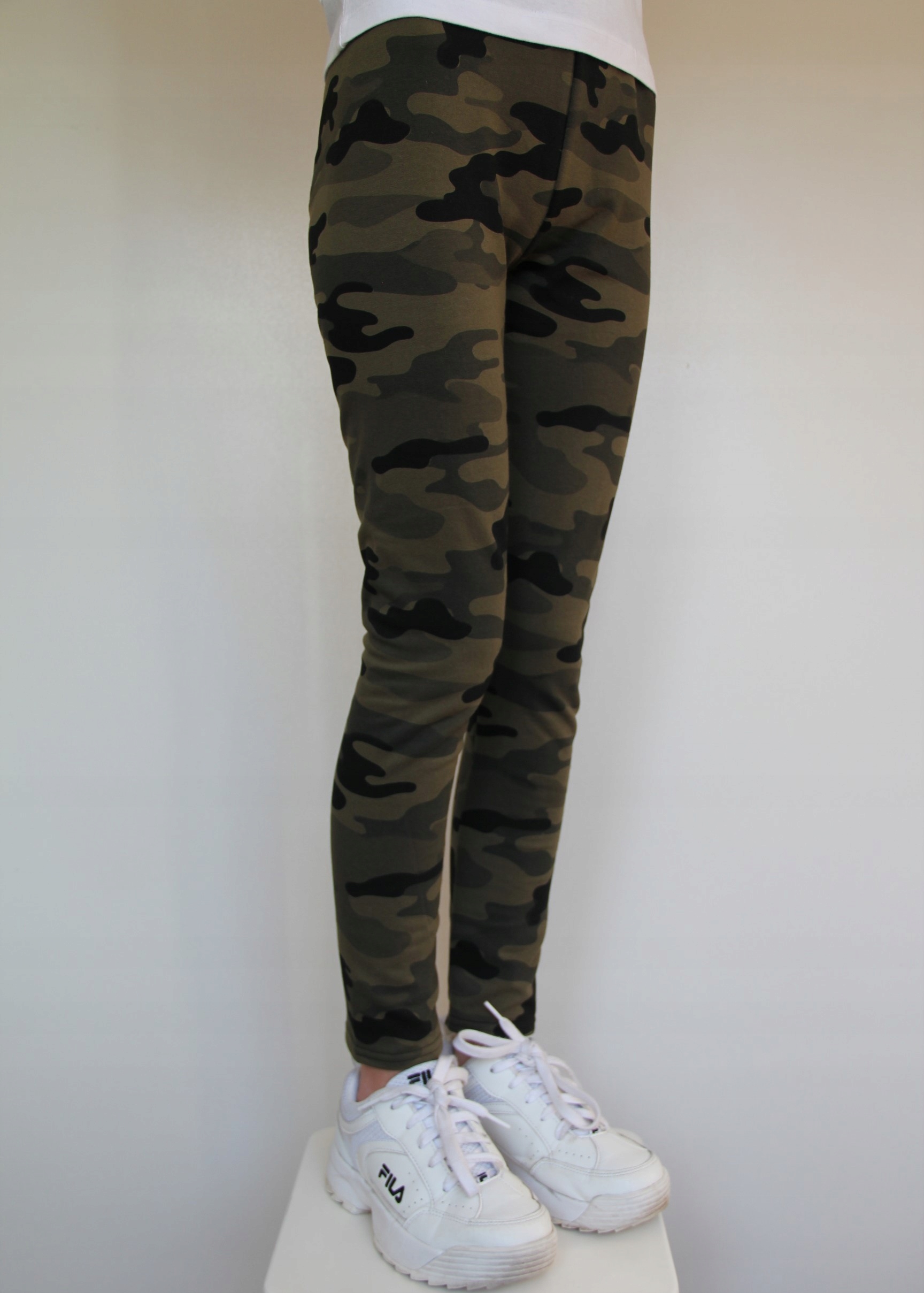 Legginsy Getry Ocieplane MORO KHAKI r.152 Rozmiar 152