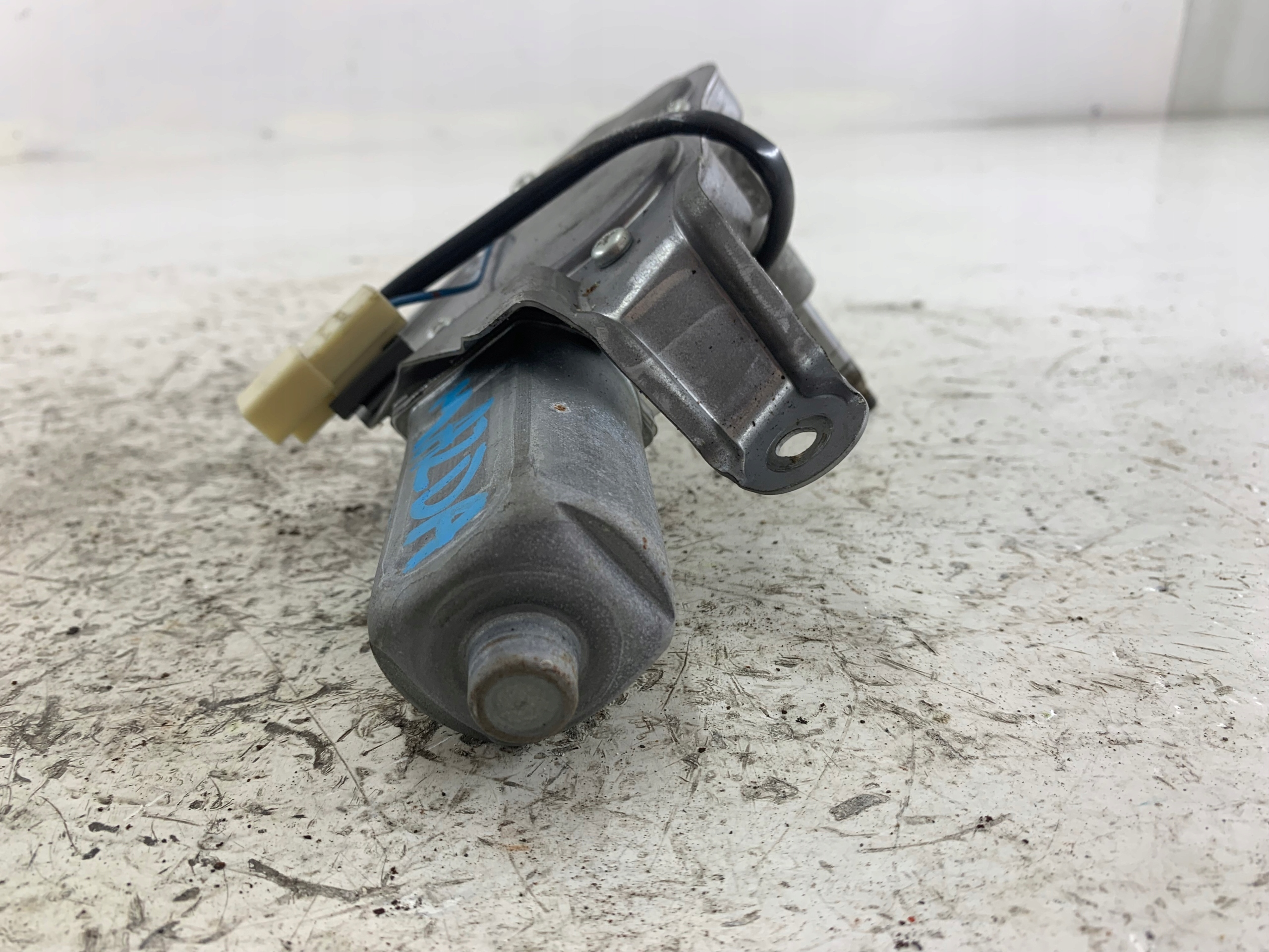 MAZDA 5 and CR mini motor of a wiper rear part 849600-0280