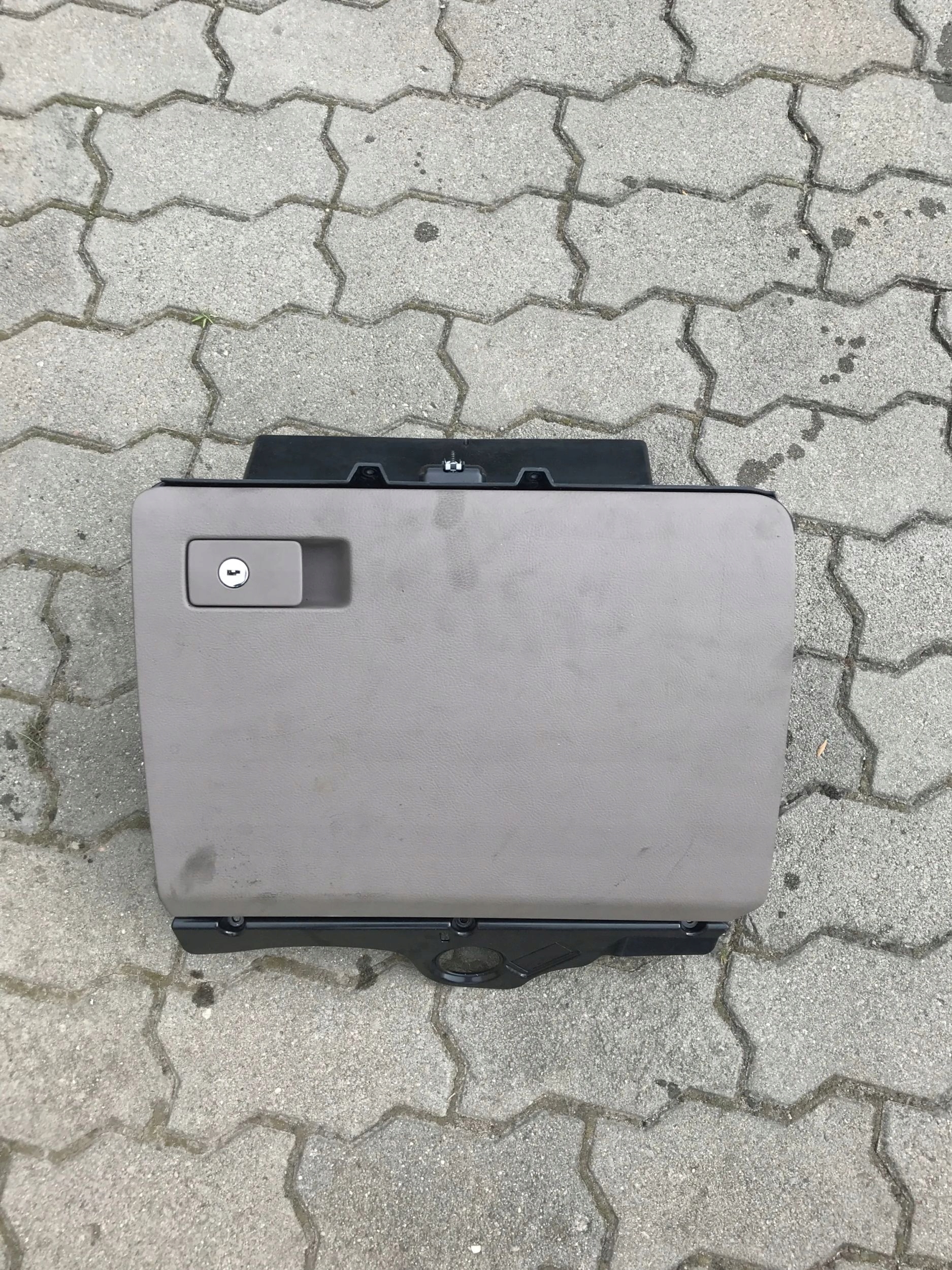 Handschuhfach des Beifahrers VW PASSAT B6 3C1857097BF