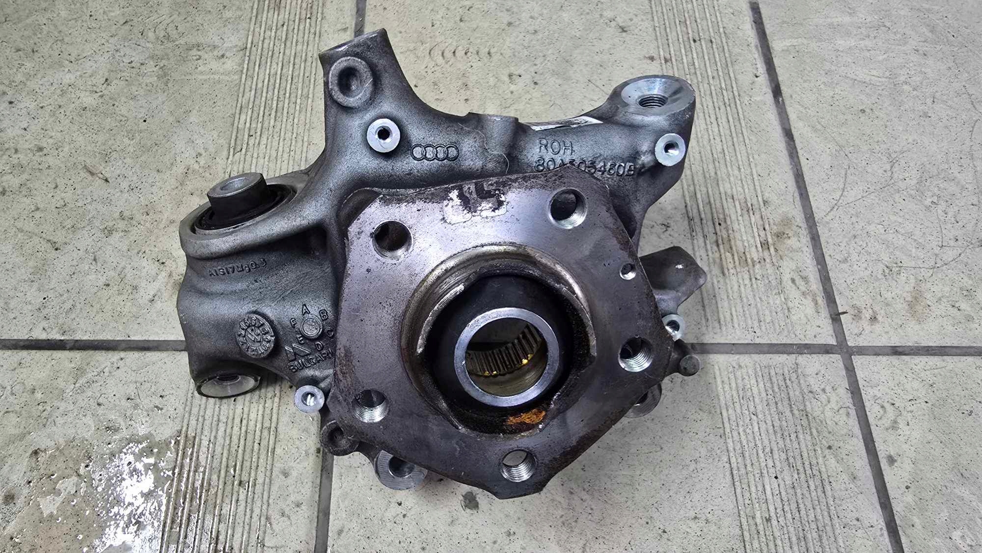 поворотный кулак зад Audi A6 C8 A7 Q5 4K0 432C