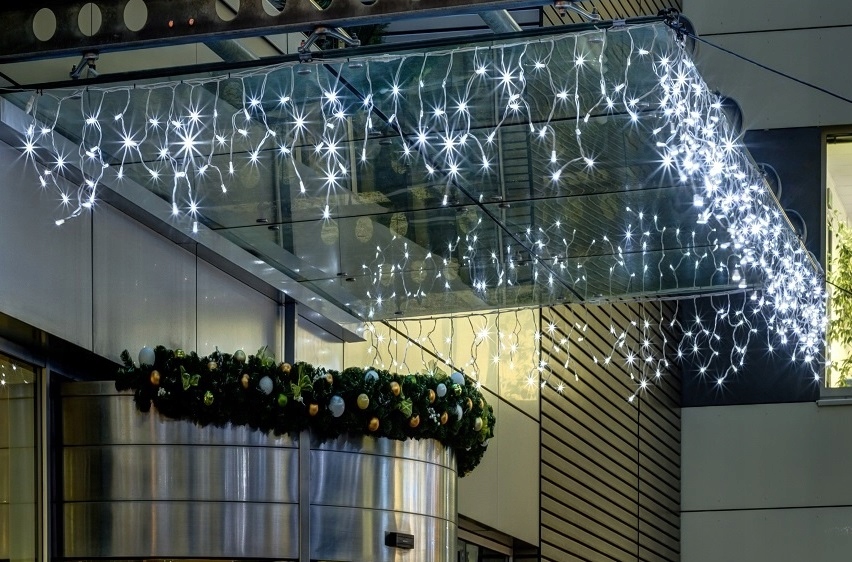 KURTYNA ŚWIETLNA SOPLE 200 LED IP44 9,5m + FLASH Liczba lampek 101 - 200