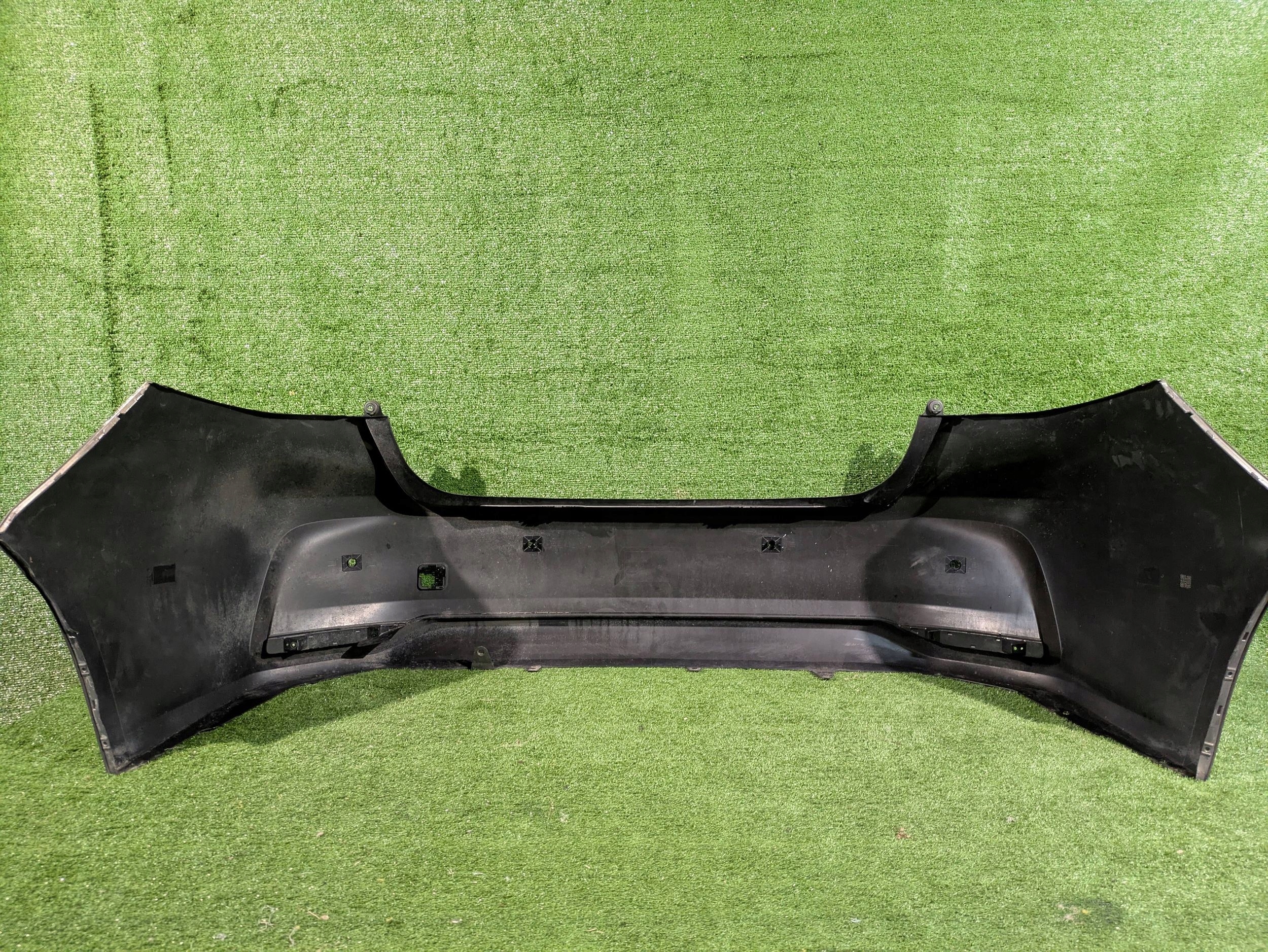 Stoßstange hinten heck TOYOTA COROLLA E21 Sedan NR.8251
