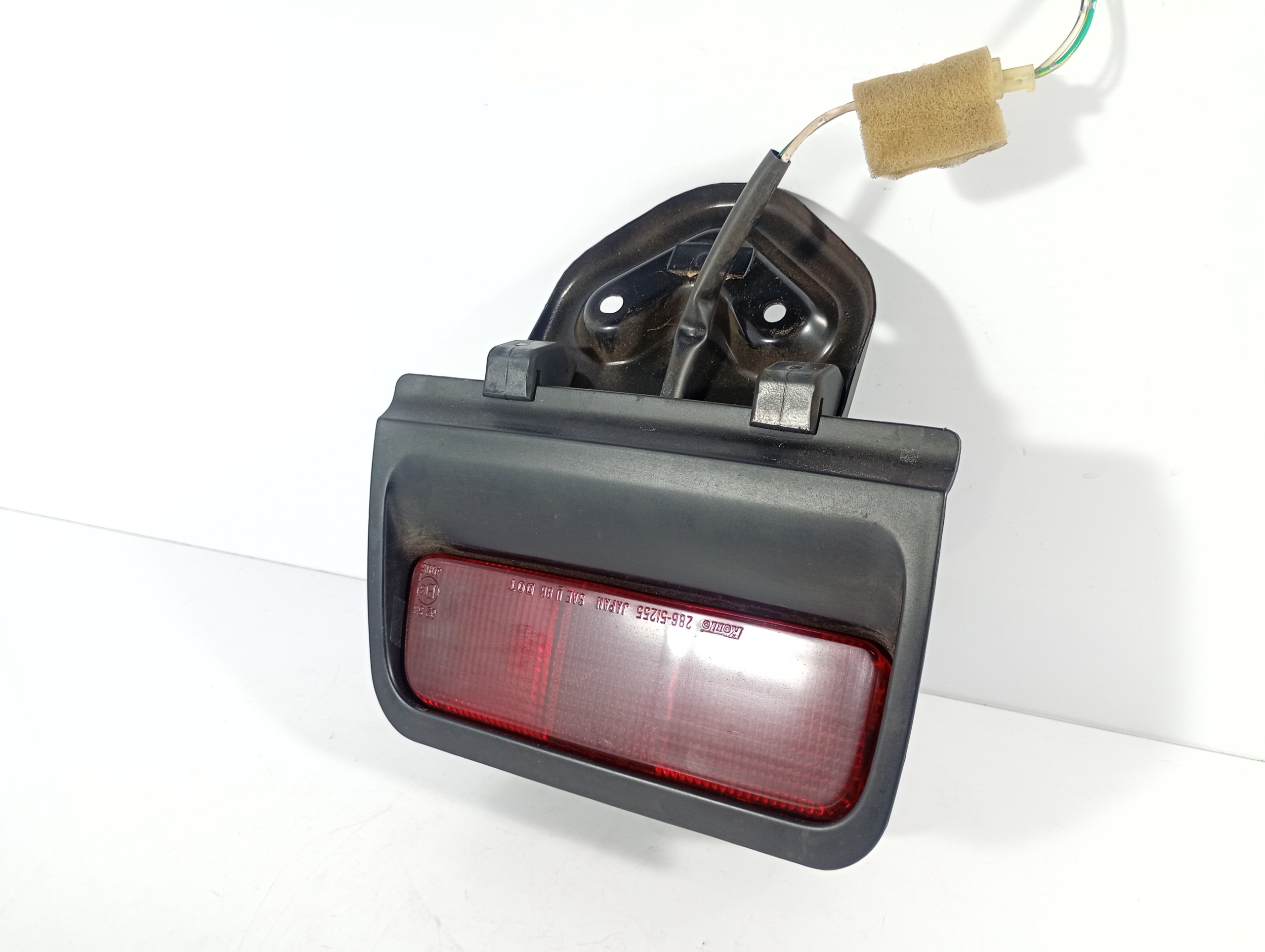 Daihatsu Sirion l 05-13 light light STOP OE 28651255