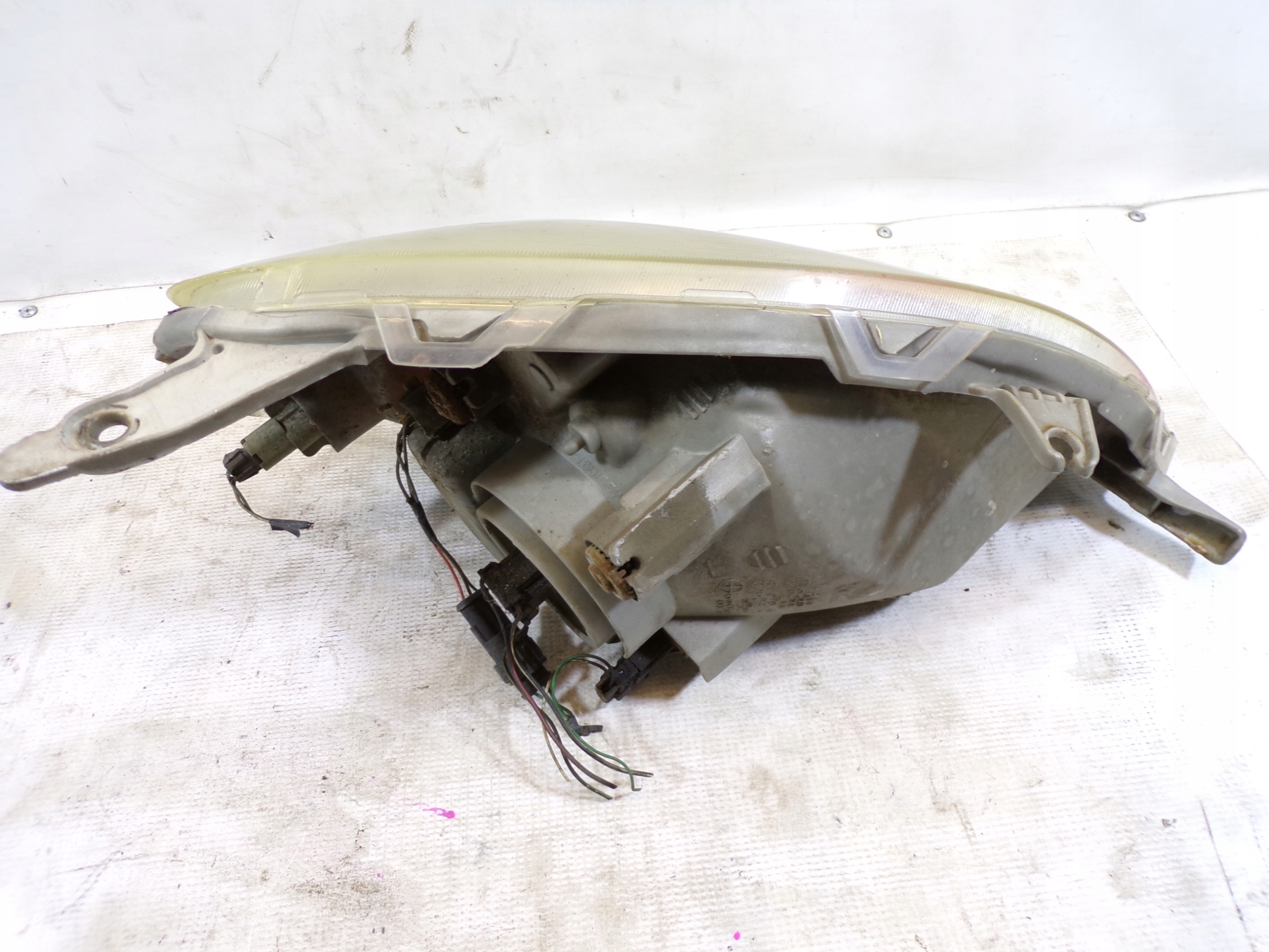 light front front left TOYOTA YARIS 1 (K)