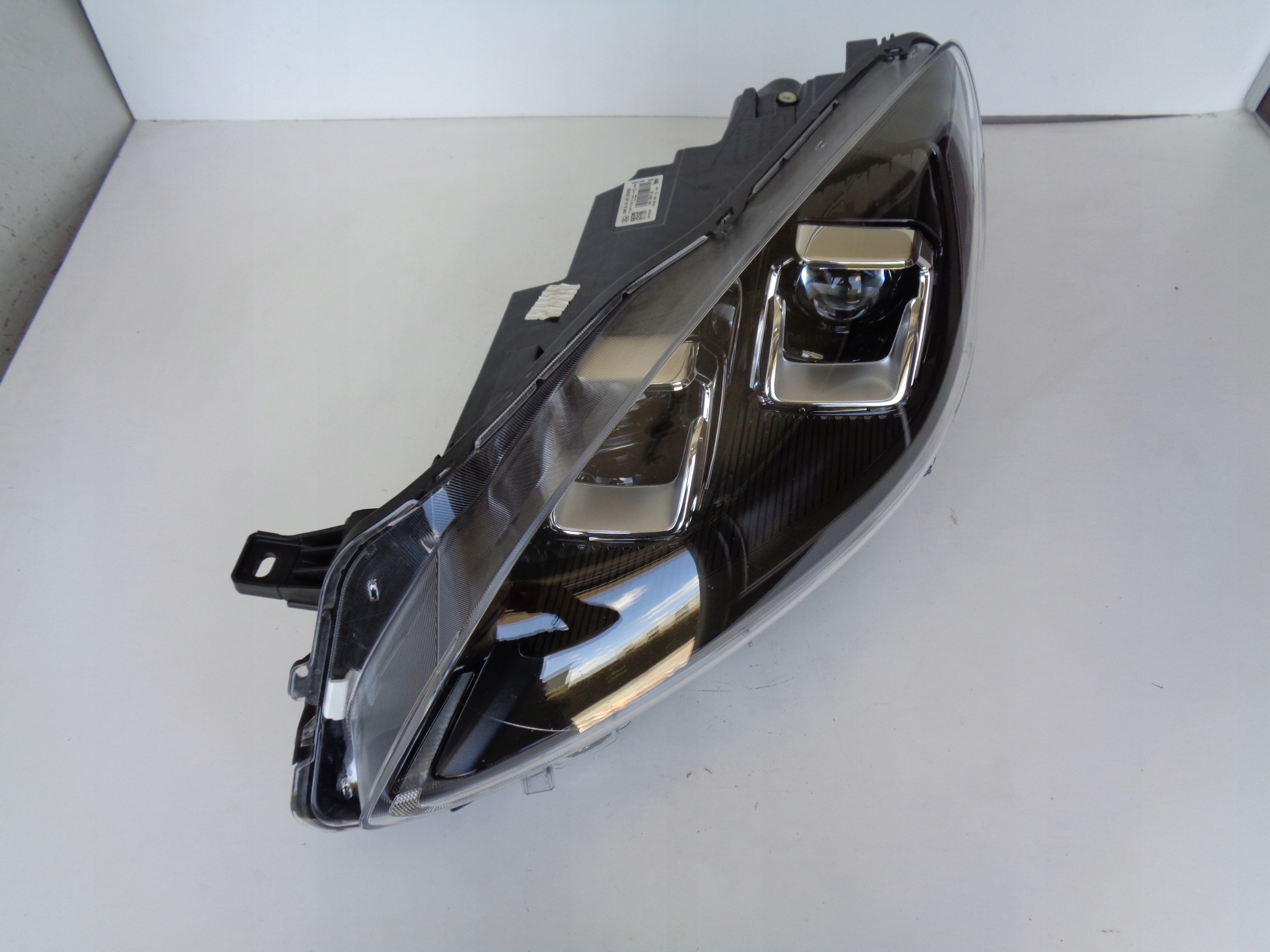light left REFLEKTOR FORD KUGA MK3 19- FULL LED