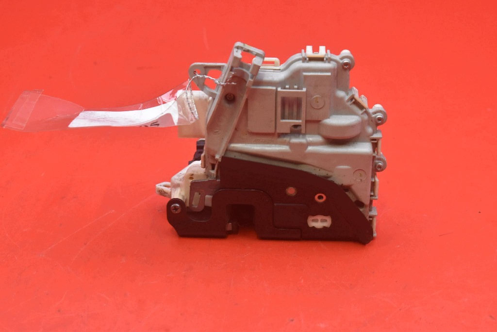 lock door right front front EU 8J1837016C AUDI A6 C7 KOMBI 10-14