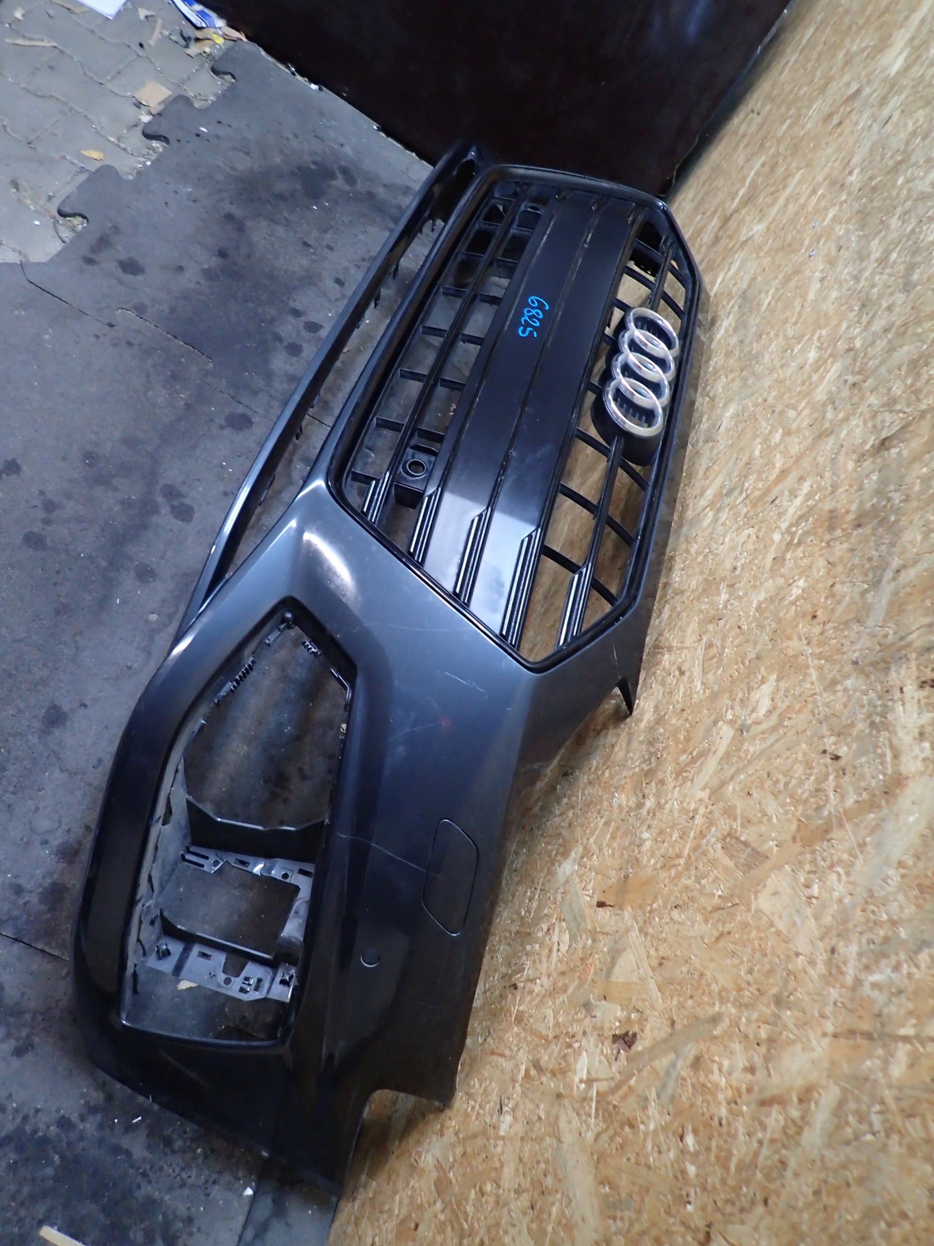 Stoßstange vorne AUDI A4 B9 8W LIFT 19