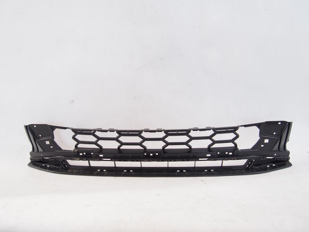 Audi A4 S-Line 15r grille grid bumper 2015