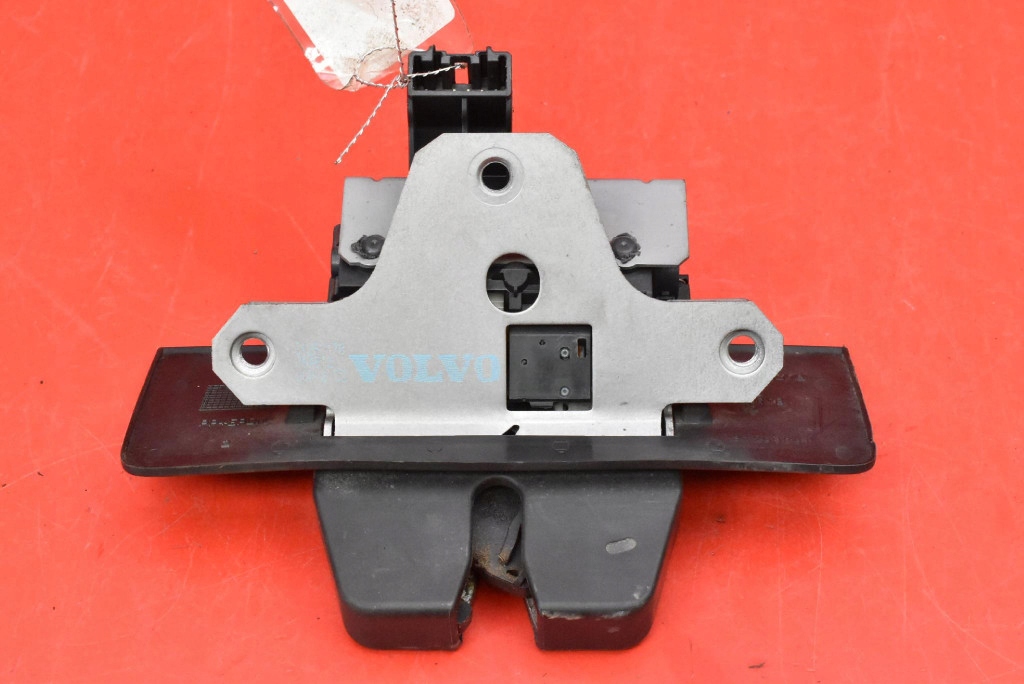 lock bonnet rear part boot 31253170 VOLVO XC60 1 and 08-13