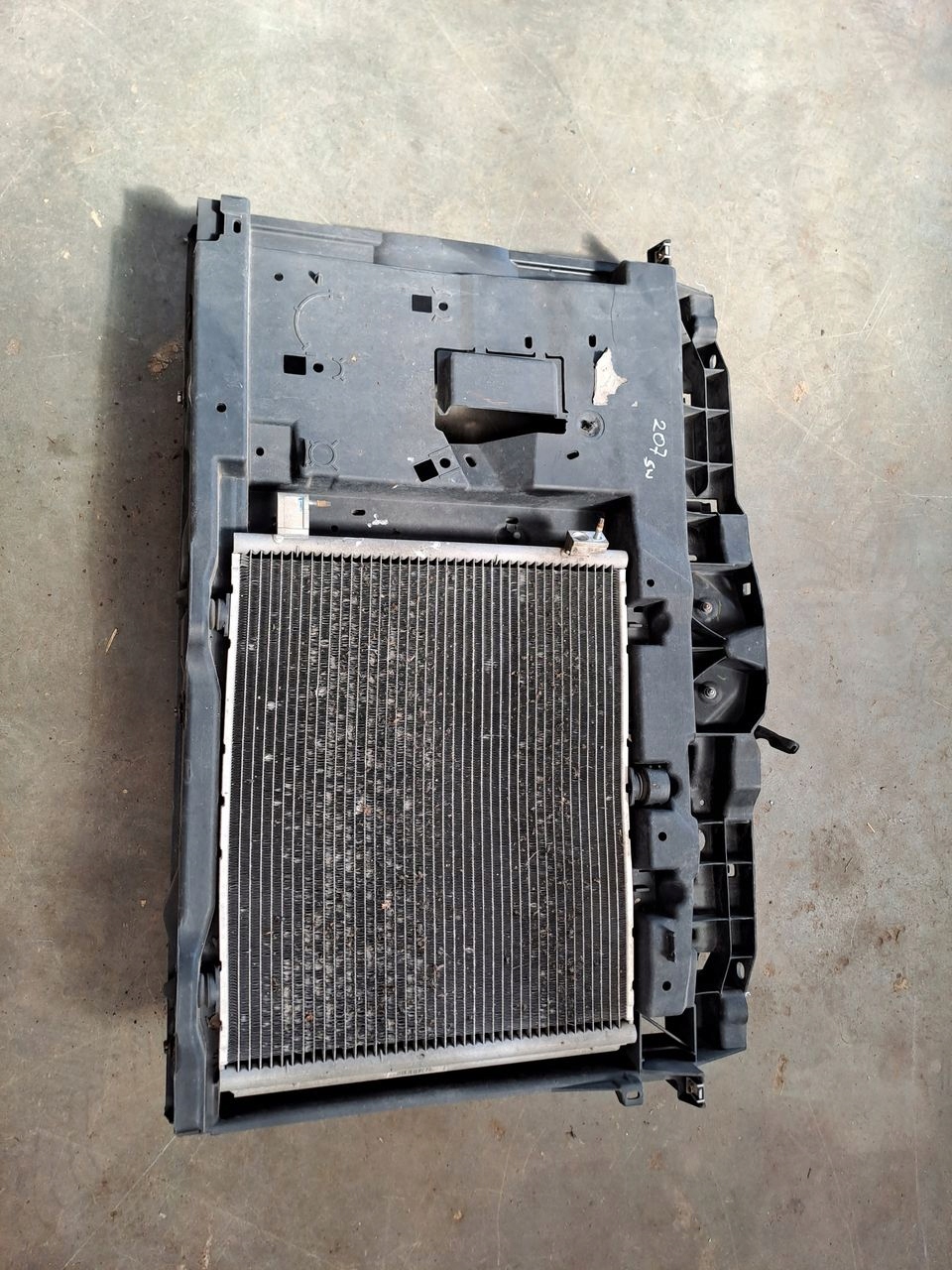 support panel for radiators radiator Peugeot 207 SW 1,6