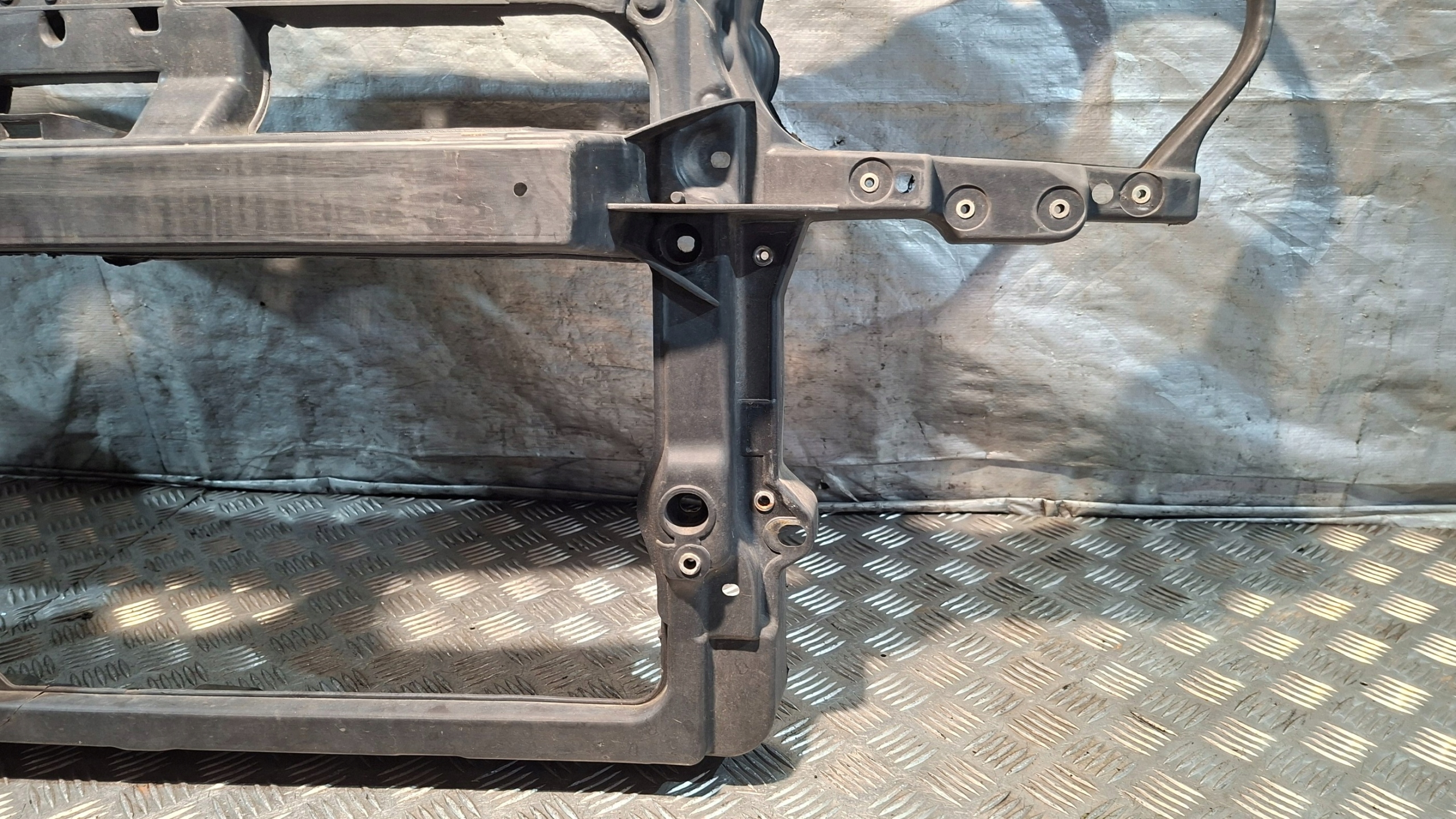 support panel for radiators pillar VW POLO IV 1.2