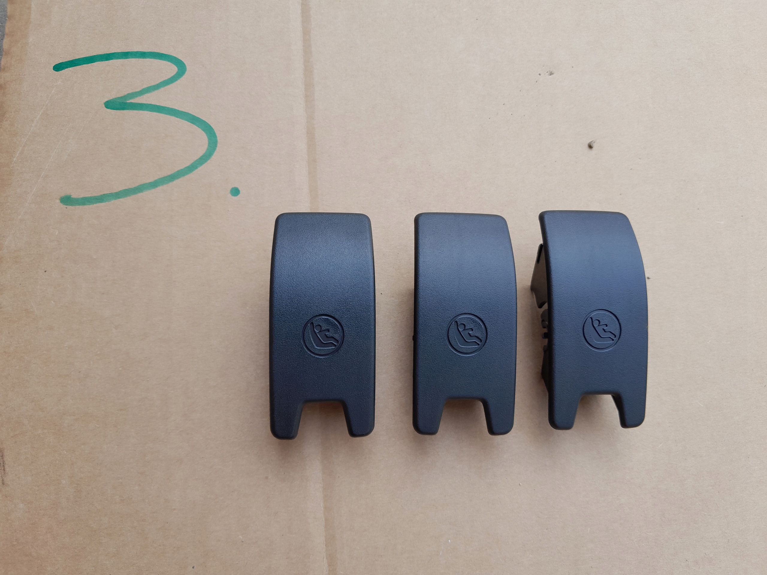 AUDI E-TRON 55 OSŁONY ISOFIX 4KE887187