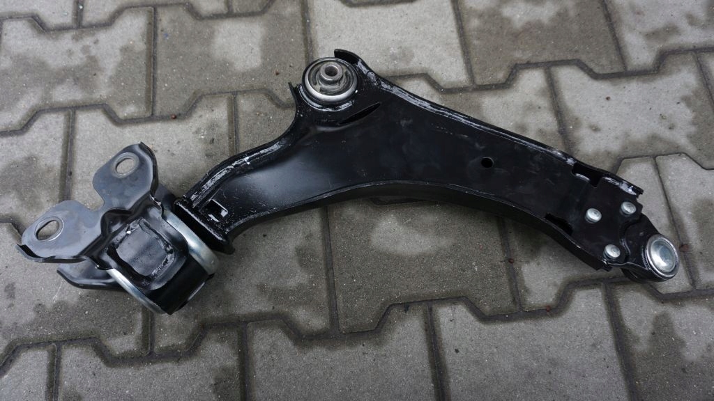 VOLVO XC60 - arm front left front