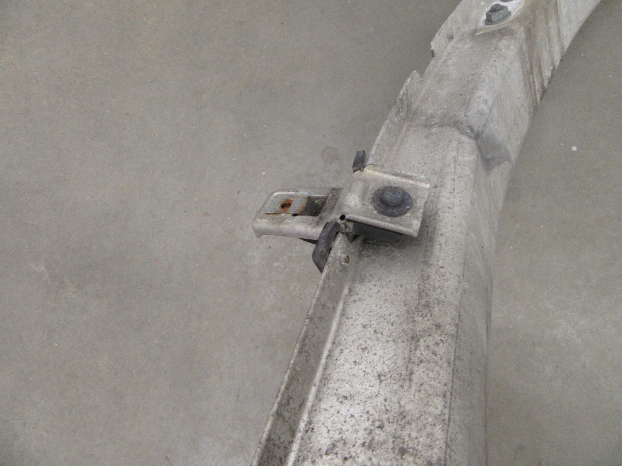 console sider front front of a bumper supports BMW 5 e60 e61 M Pakiet