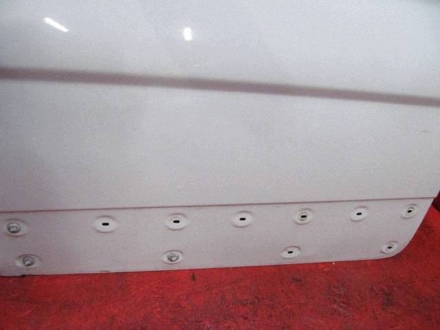 OPEL VIVARO A TRAFIC 2 II PRIMASTAR door left front front BIALE 10U 474