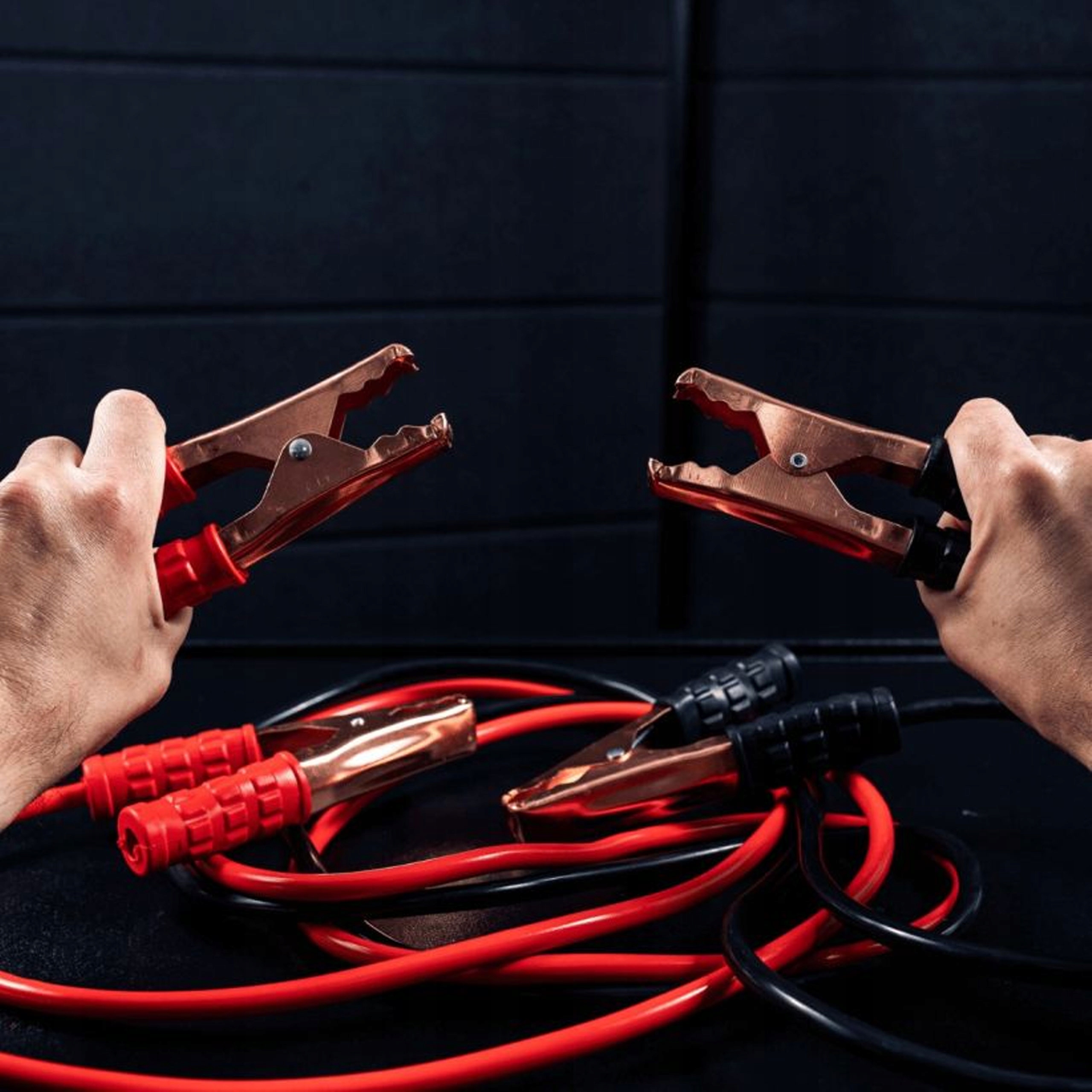 Kable Rozruchowe Przewody CARDOS 200A 2,5m Natężenie 200 A