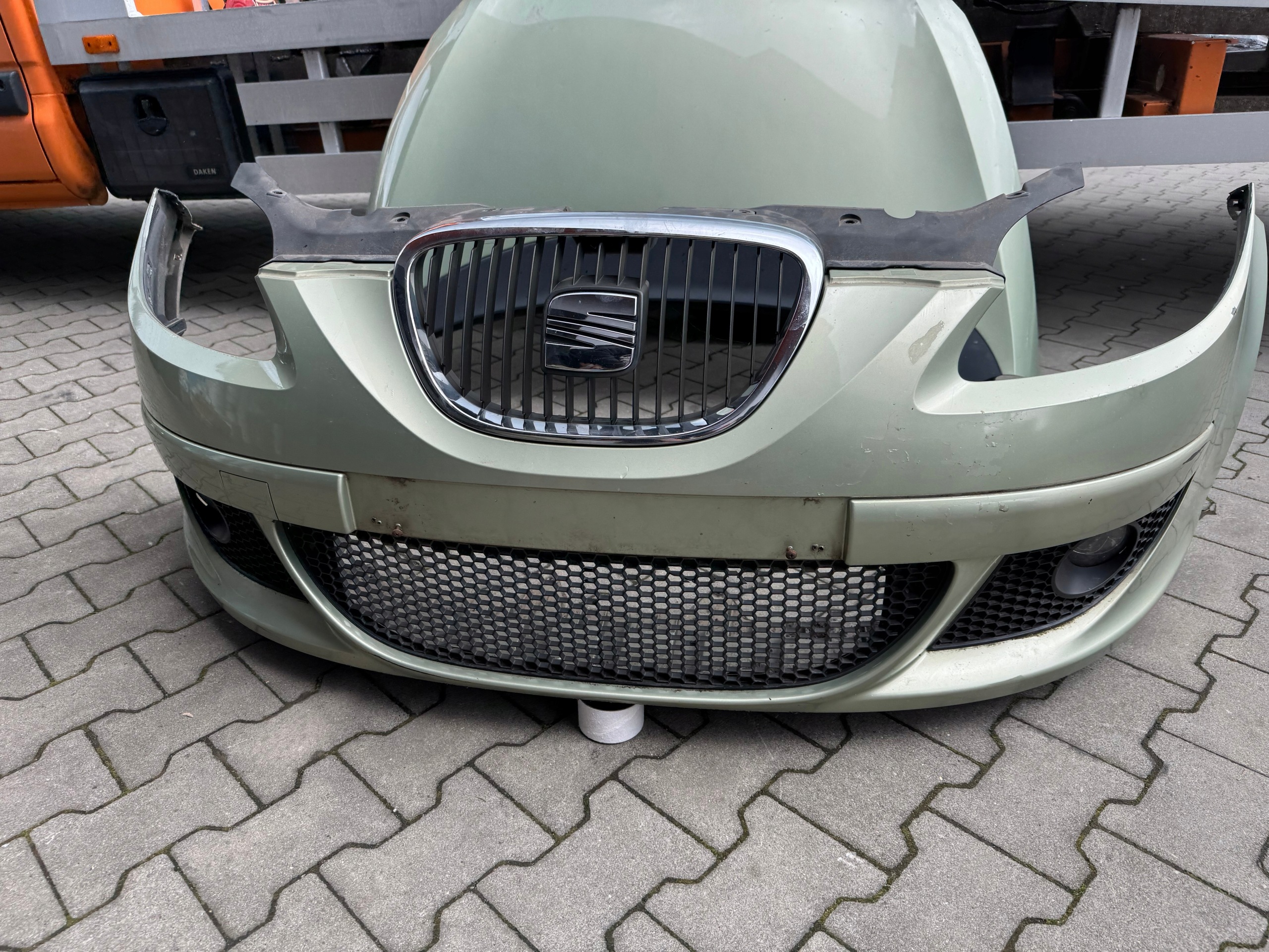 SEAT ALTEA bumper front front complete *LS6R*
