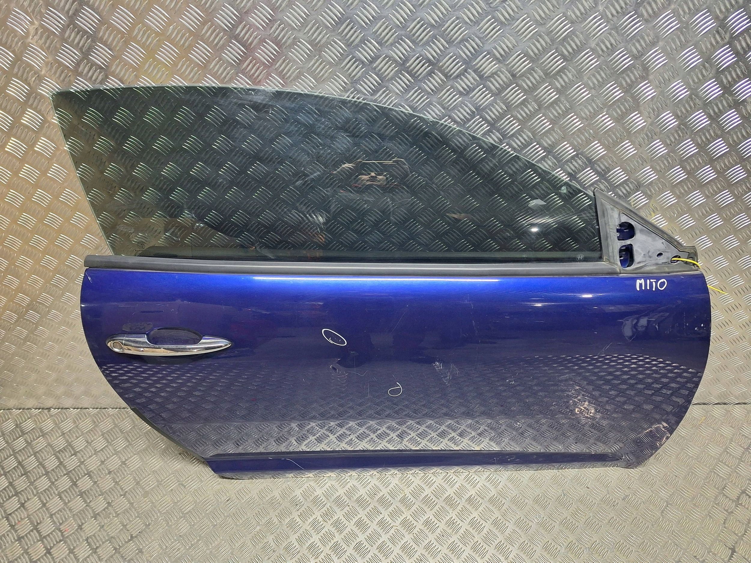 door right ALFA ROMEO MITO 08-18 complete