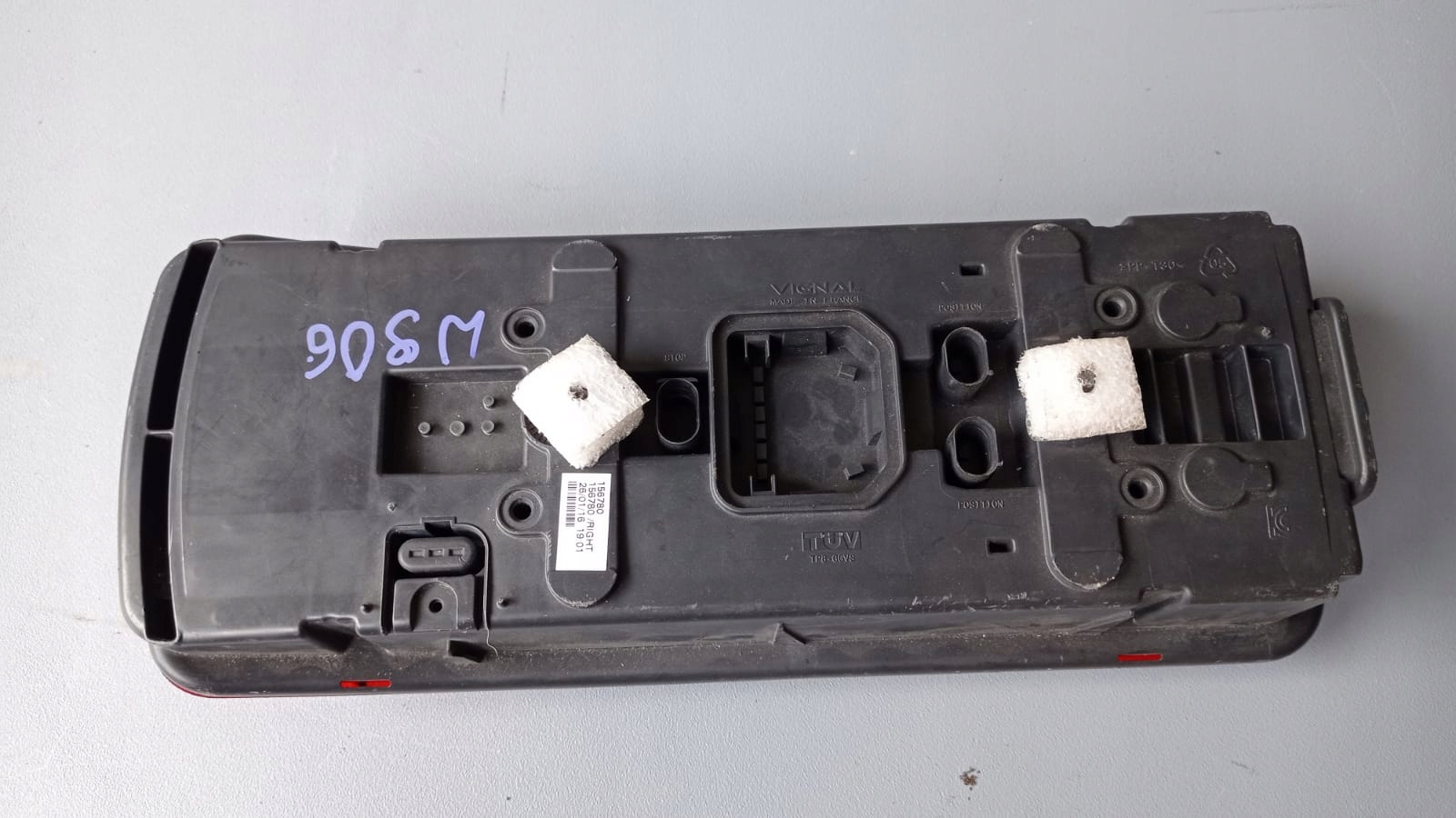 MERCEDES SPRINTER W906 light right rear part