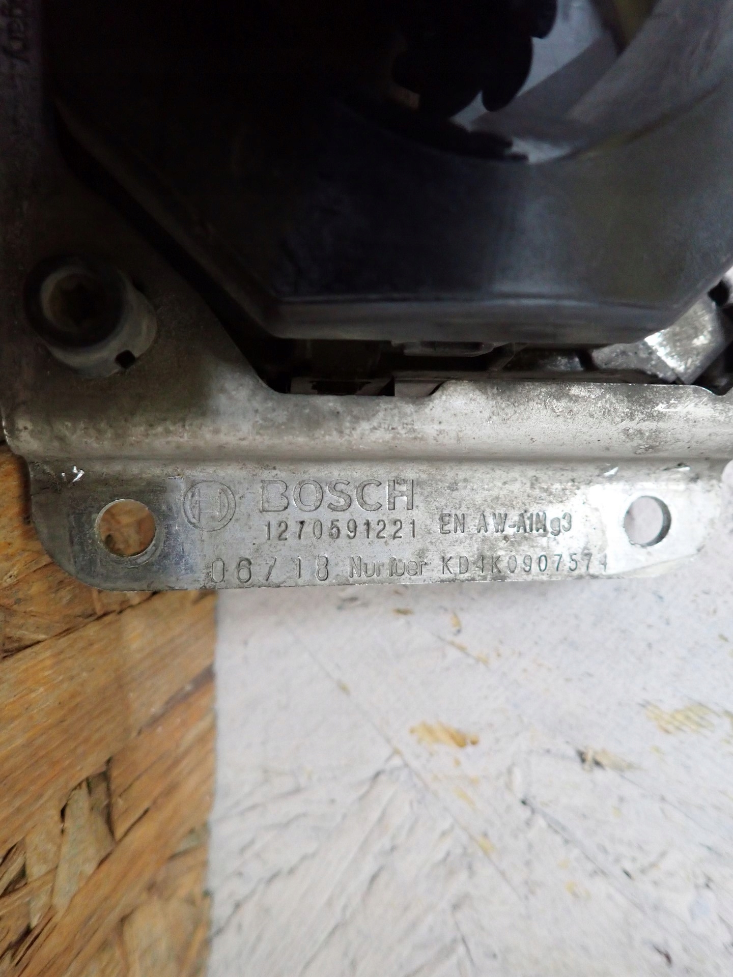 right RADAR DISTRONIC ACC AUDI A6 C8 4K A7 4K8 2018- 4K0907561C