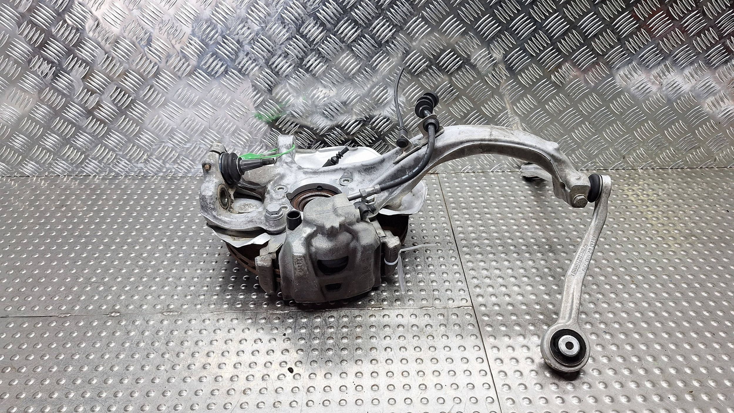 swing caliper right front 8K0407242Q 8K0407257G AUDI A4 B8 A5 8T A6 C7