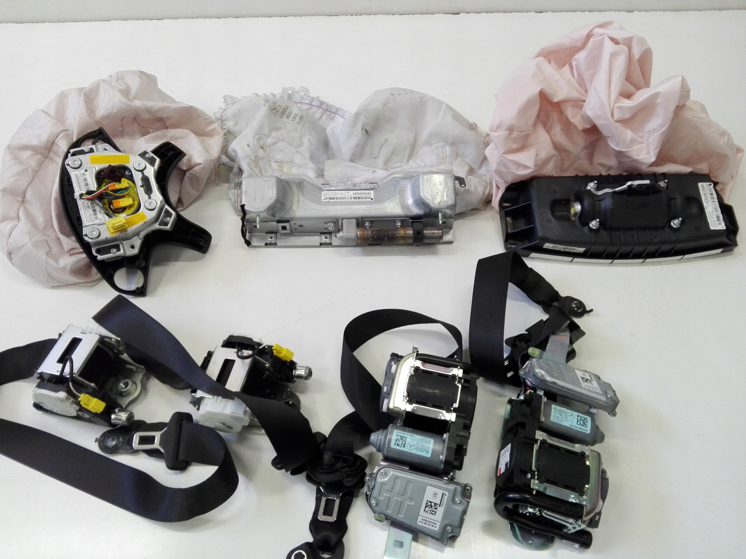 07-11 - C-КЛАС В-204 ПОДУШКА БЕЗПЕКИ РЕМІНЬ БЕЗПЕКИ