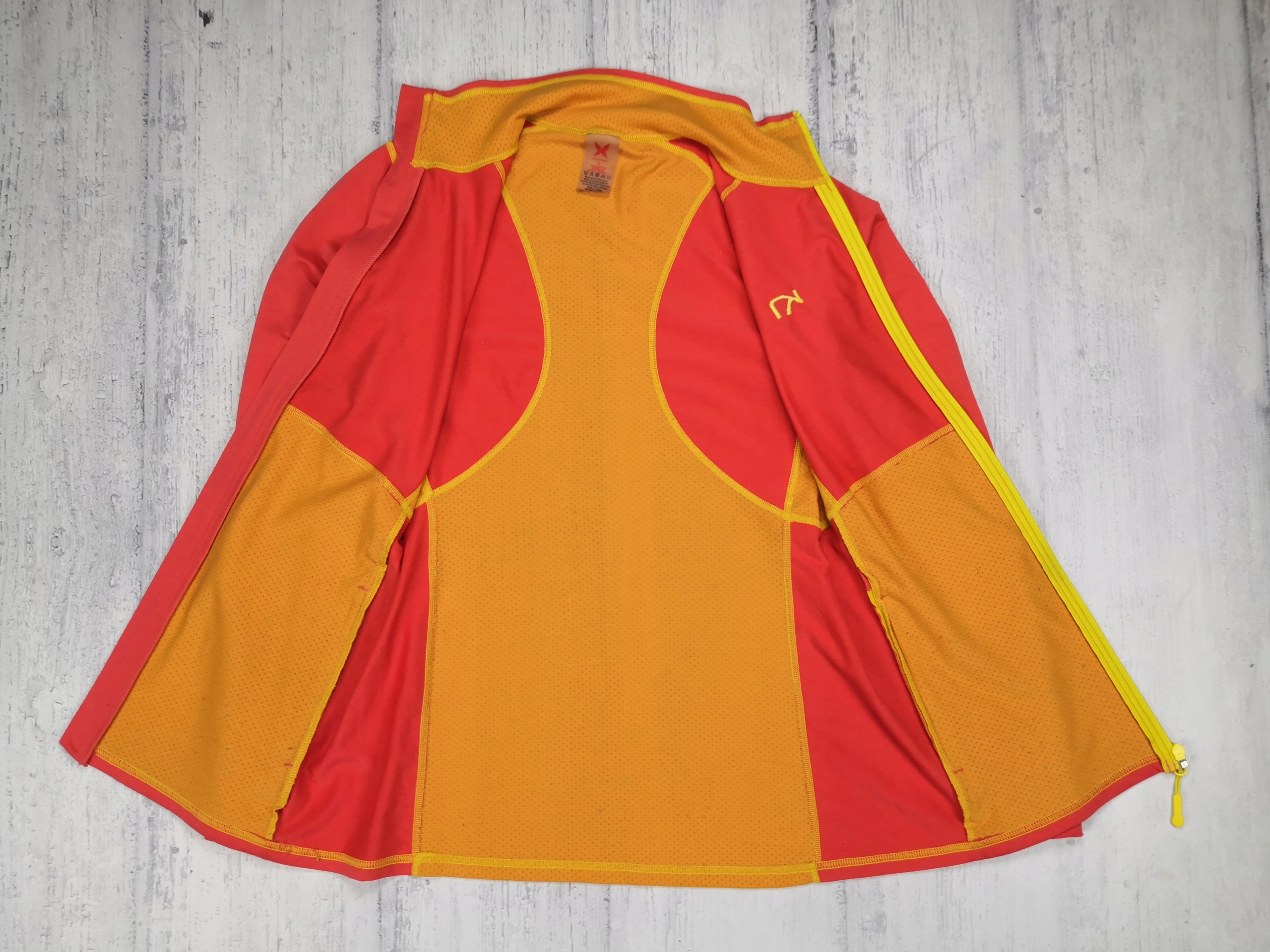 KARI TRAA 621398 DRI RELEASE DAMSKA BLUZA WEŁNIANA WEŁNA L Właściwości termiczne