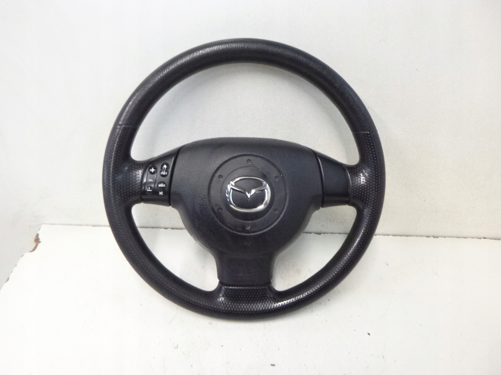 lenkrad + AIRBAG Mazda 2 DY II Leder PERFOROWANA
