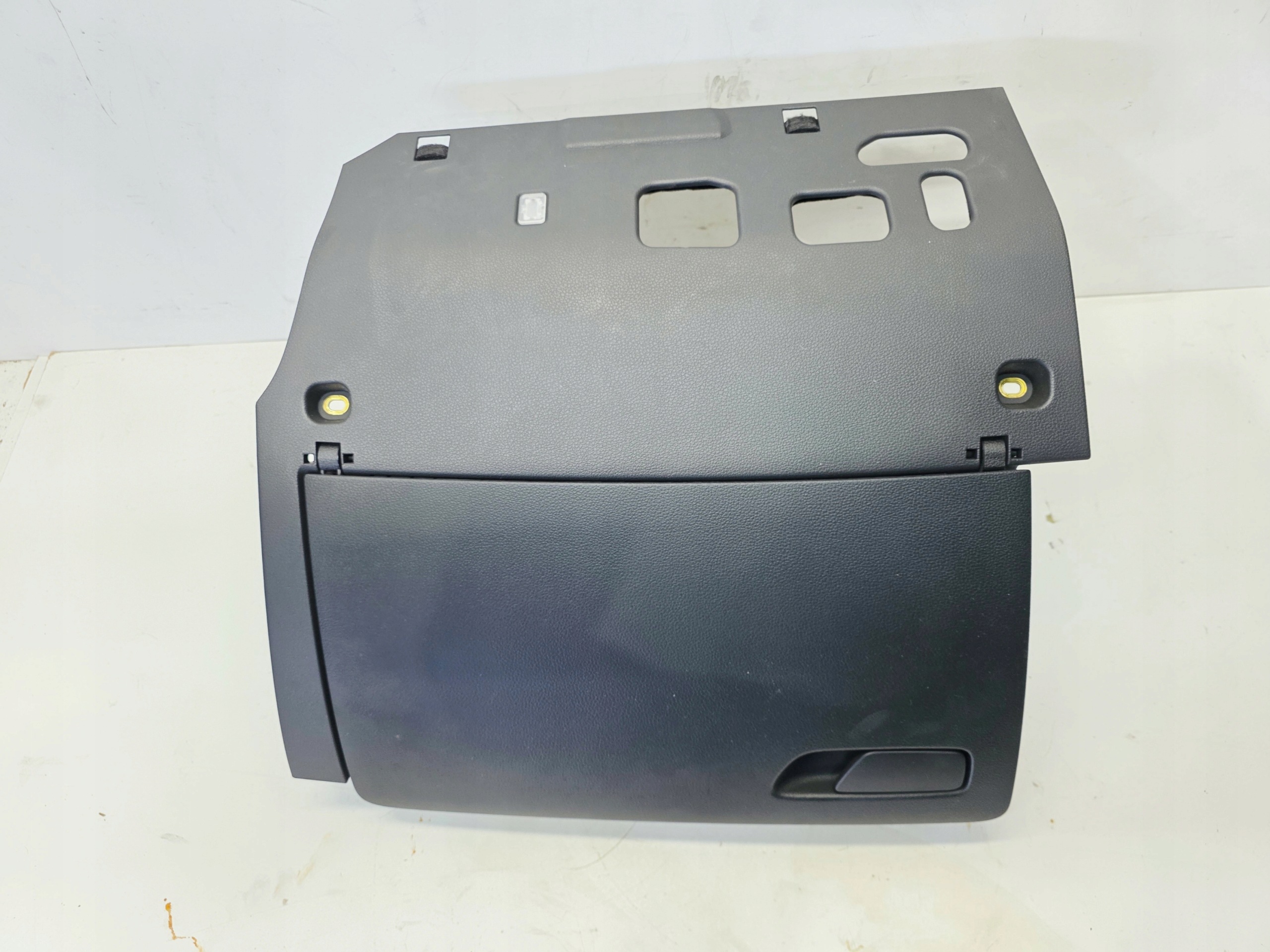 Handschuhfach des Beifahrers AUDI A3 8V 8V1857035A 6PS