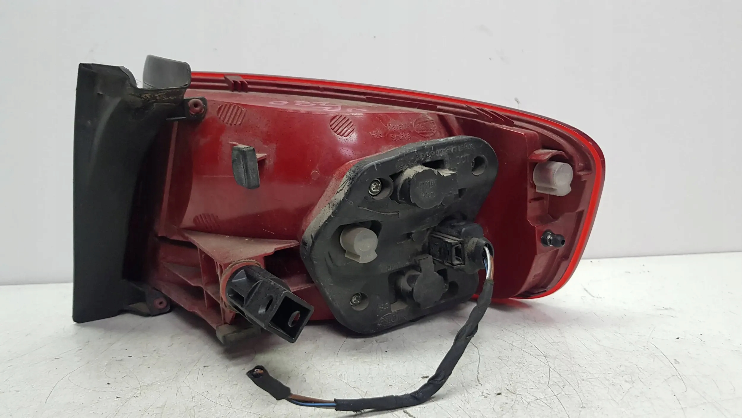 light rear part left Audi A4 B8 sedan 08