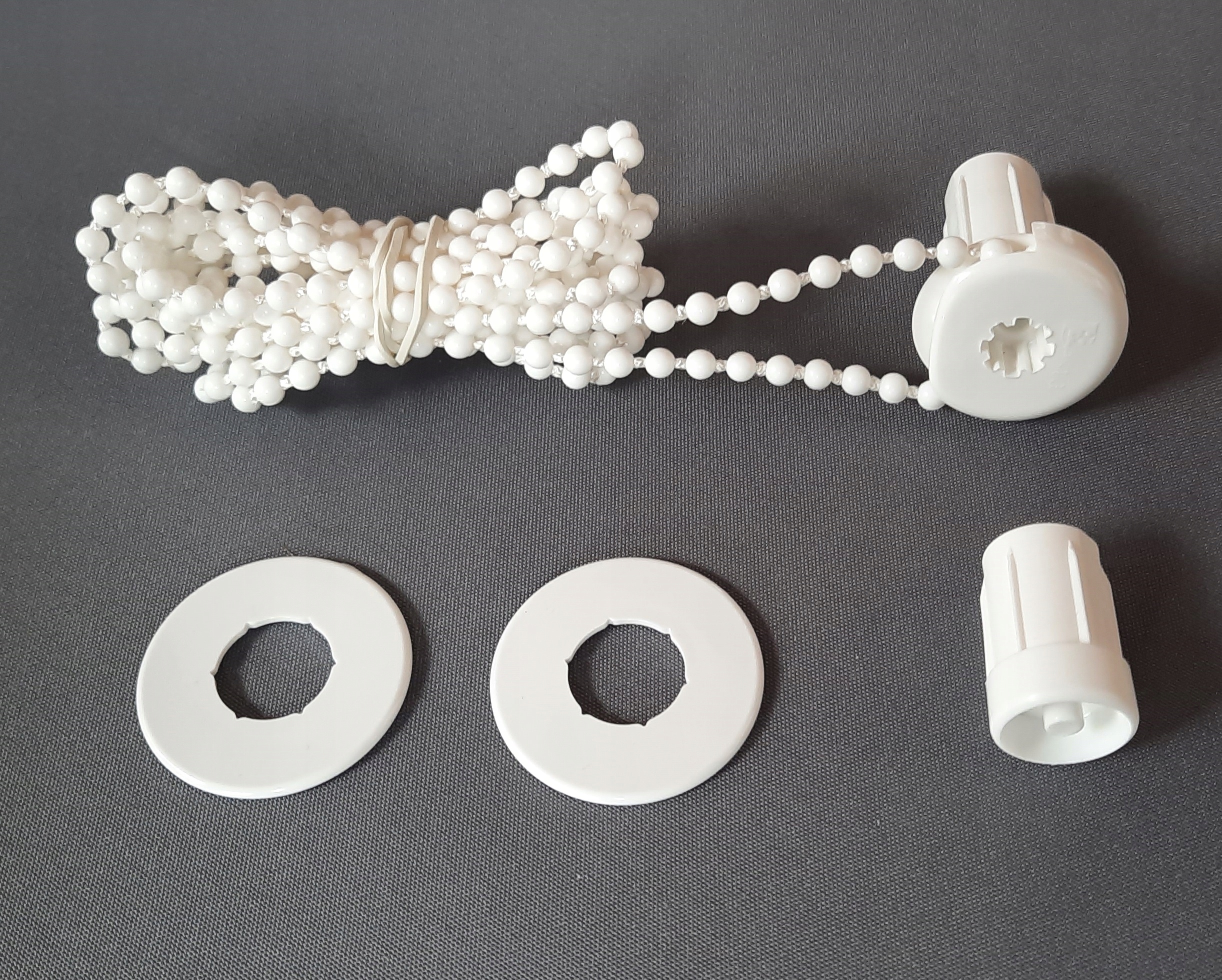 ŁAŃCUSZEK DO ROLETY MINI DZIEŃ NOC W PĘTLI ZESTAW Marka Besta