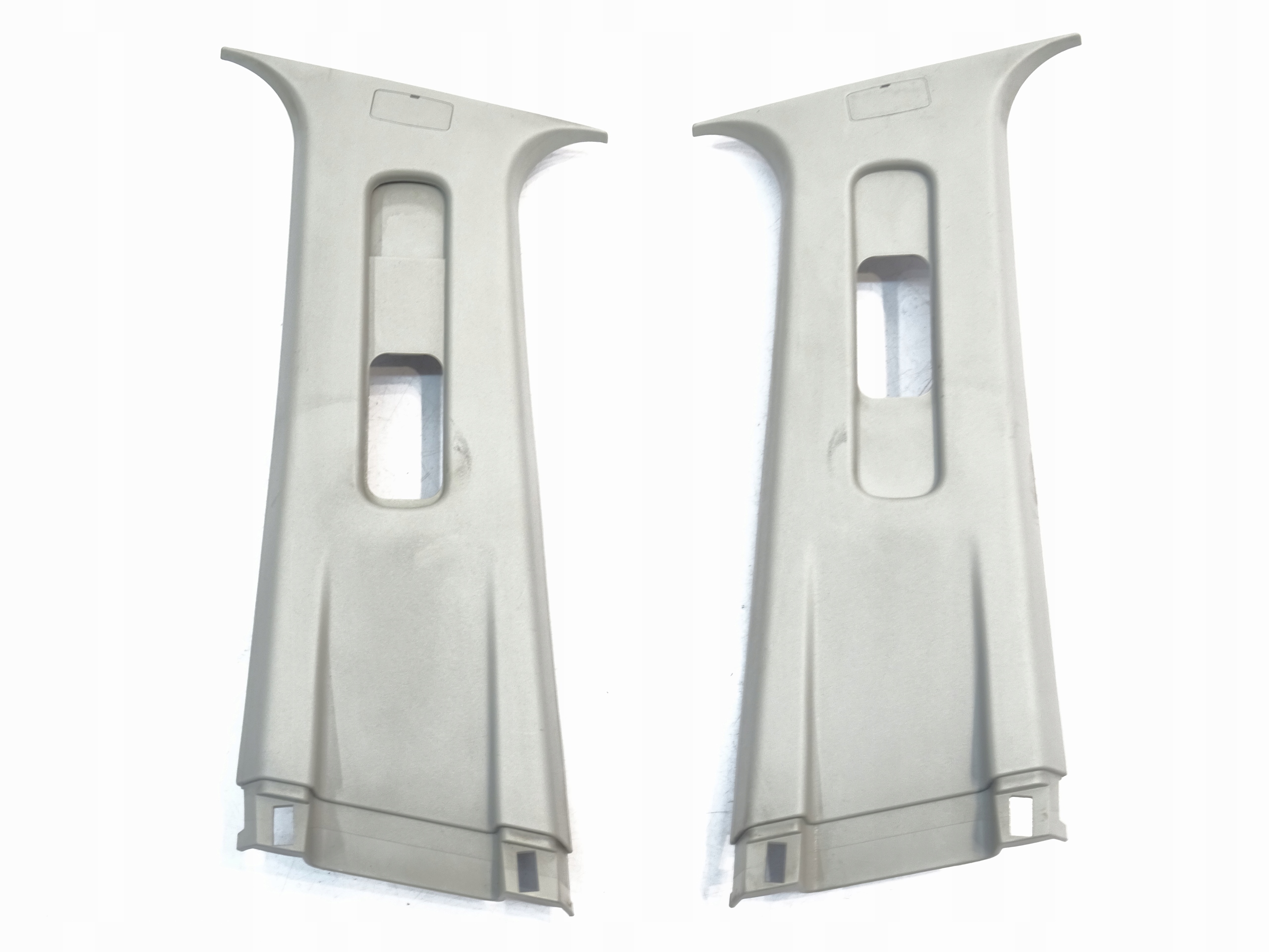 OSLONA GORNA SLUPKA SRODKOWEGO FORD FIESTA MK7 2008-