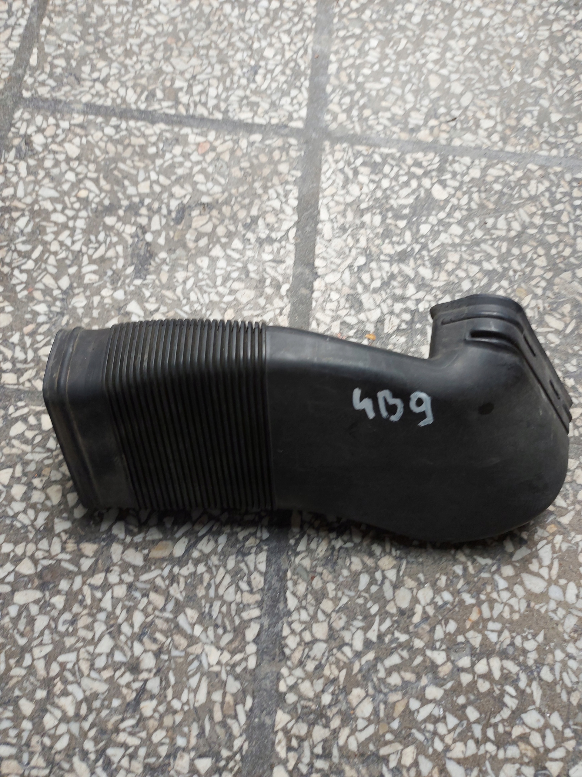 air hose pipe wiring drain AUDI A6 C5 2,5 TDI 8D0129617E OE