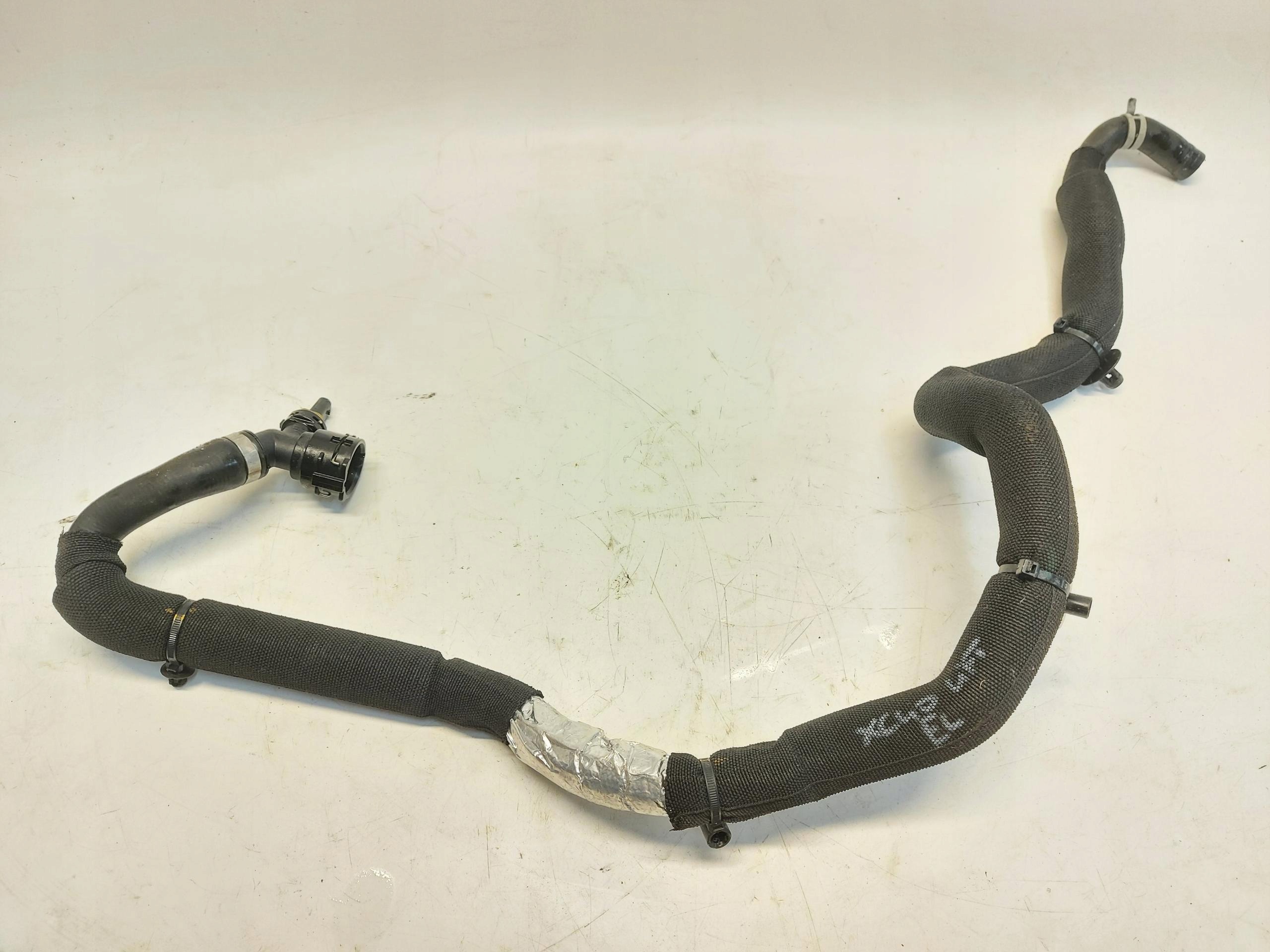 VOLVO XC40 LIFT prijenos cijev vode 32339737