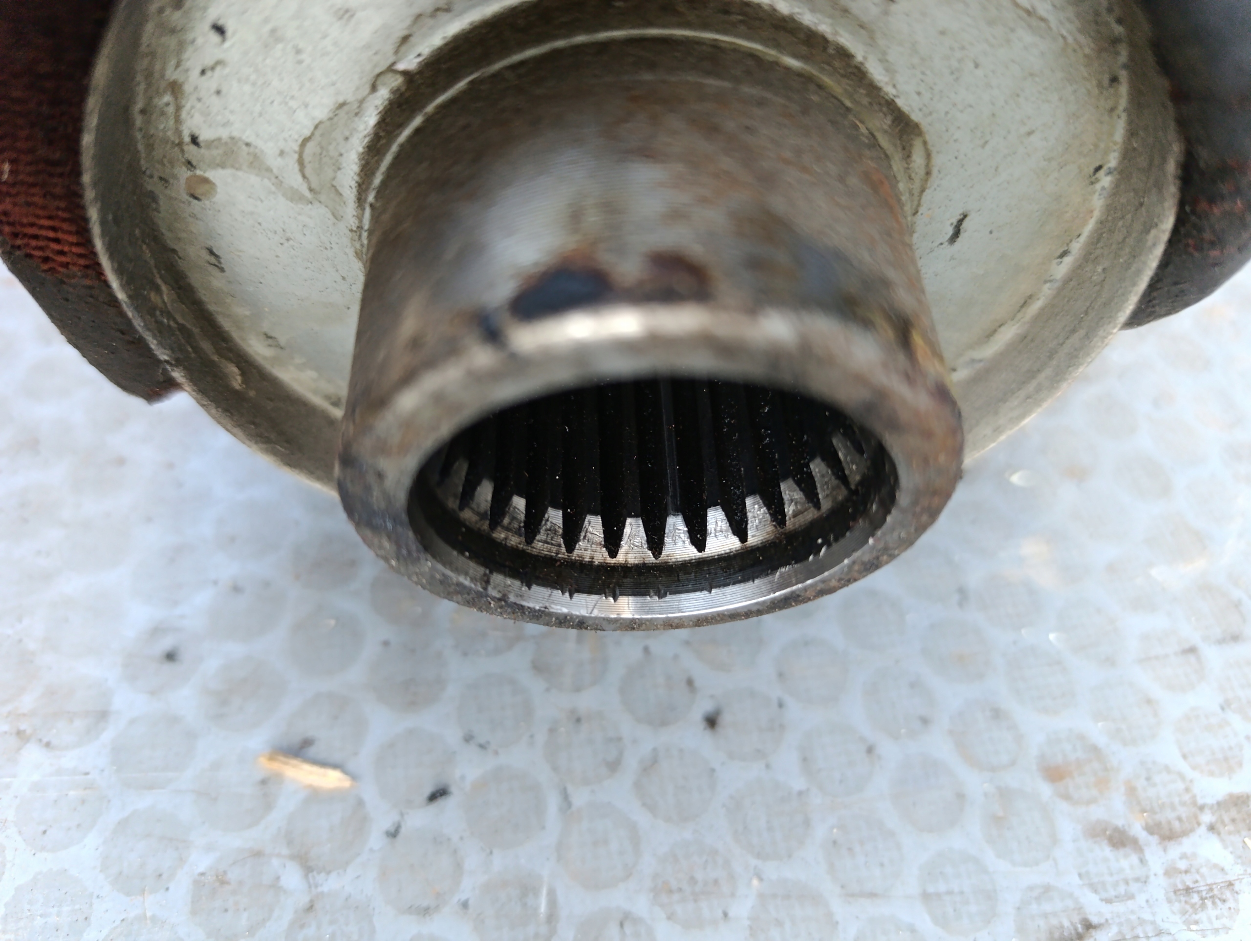 VW T5 2.5 TDI semi-axis short. left front MANUAL