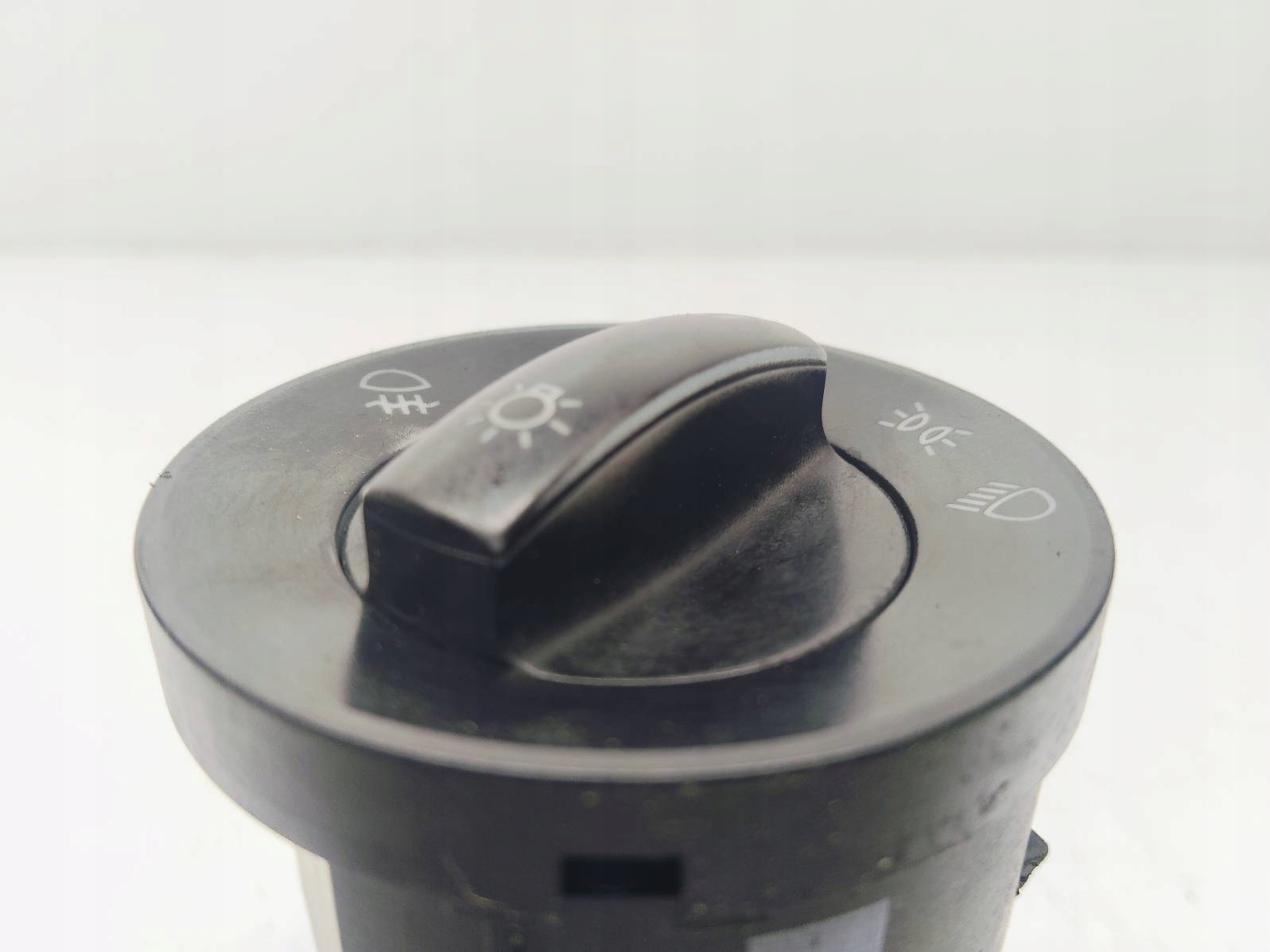 interruttore luci Volkswagen Polo 9N 1.2 6Q0941531B