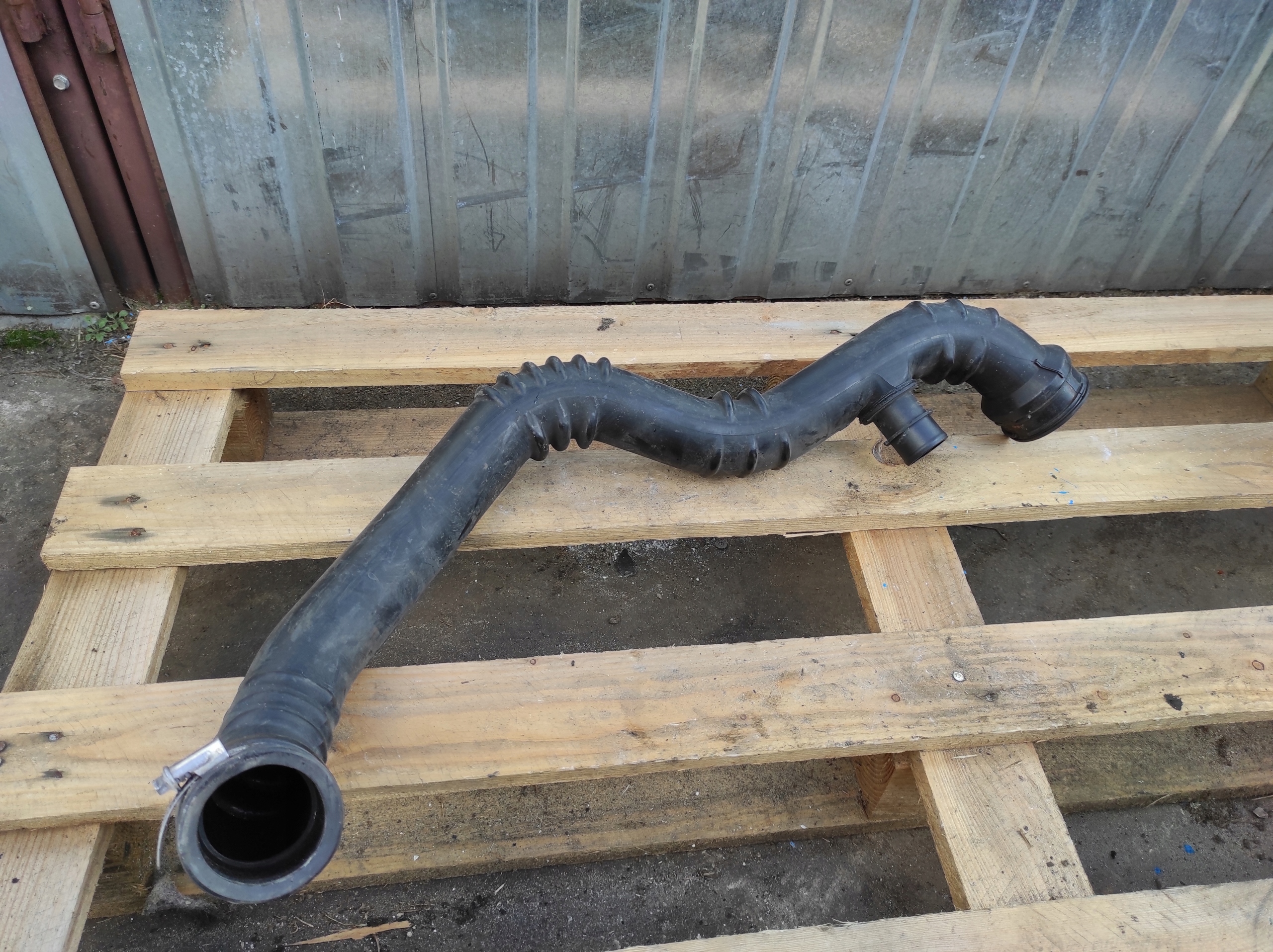Schlauch intercooler Ford Focus mk3 1.6 BV61-6K863-CB