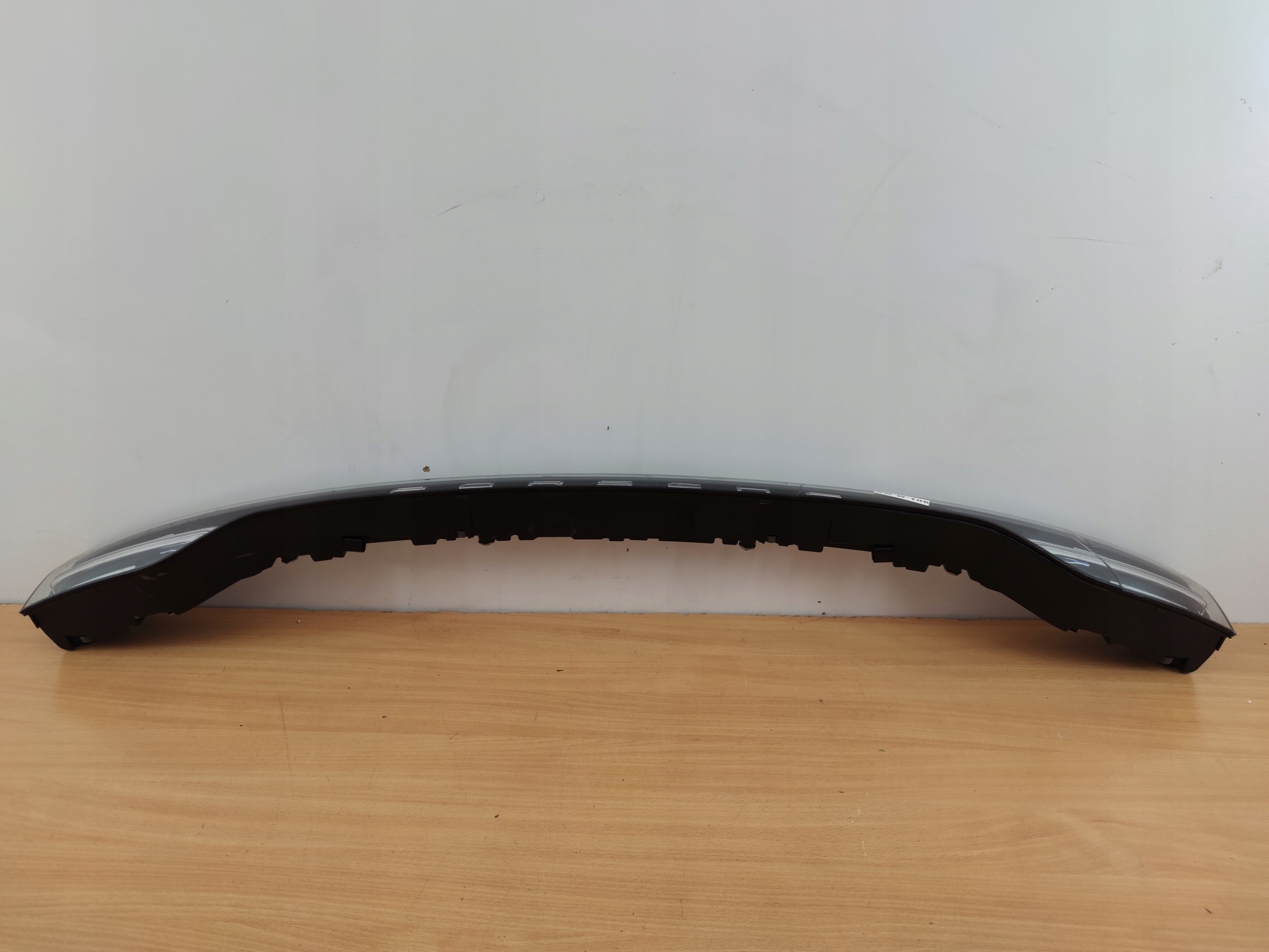 PORSCHE CAYENNE TURBO S new MODEL light rear part 9Y0