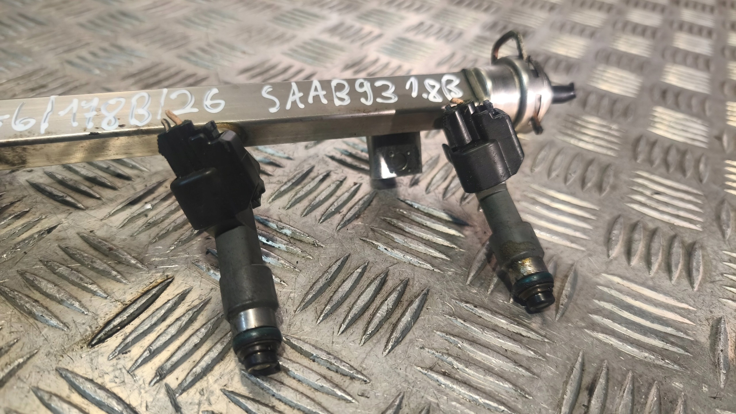 rampe injection SAAB 93 1.8B 55556681