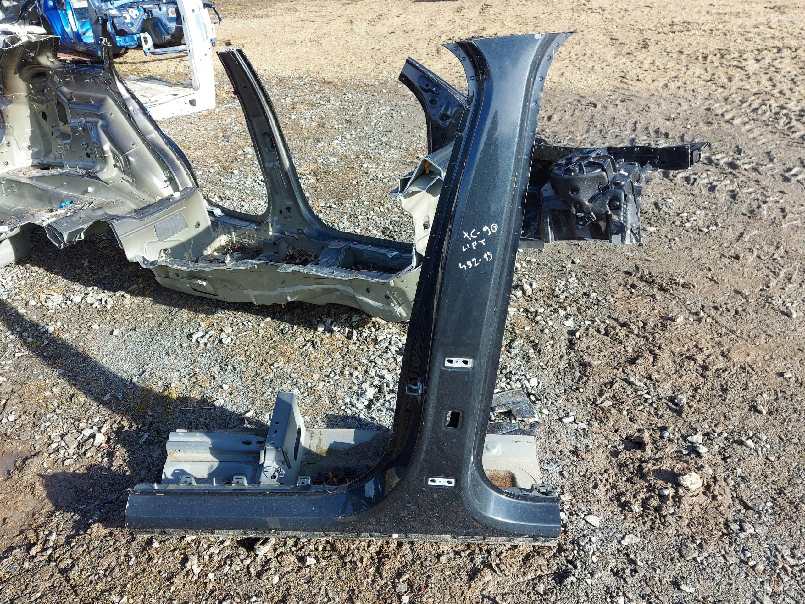 Volvo XC90 II pillar threshold left 492-15