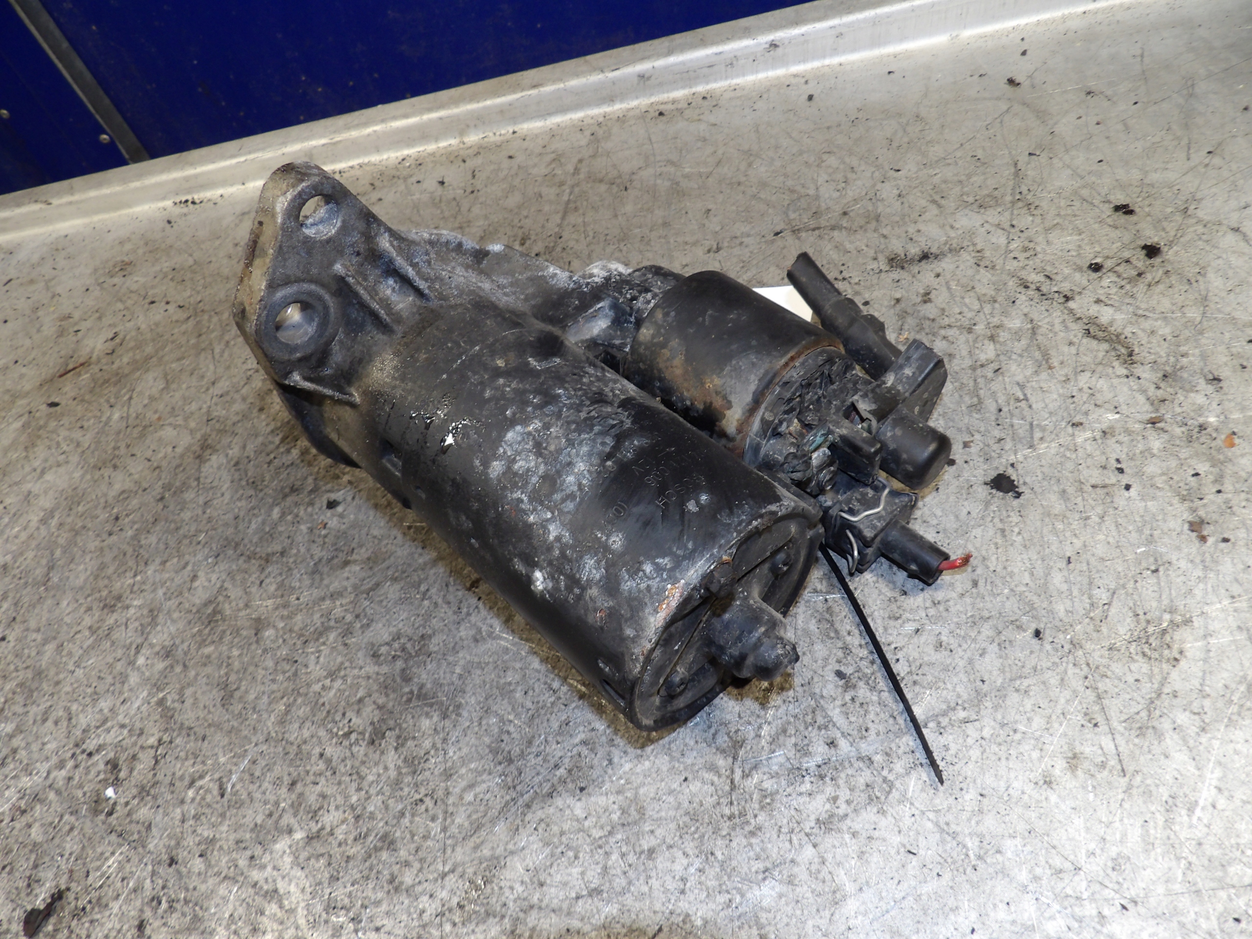 Volkswagen Golf IV starter 1,4B 0001121006
