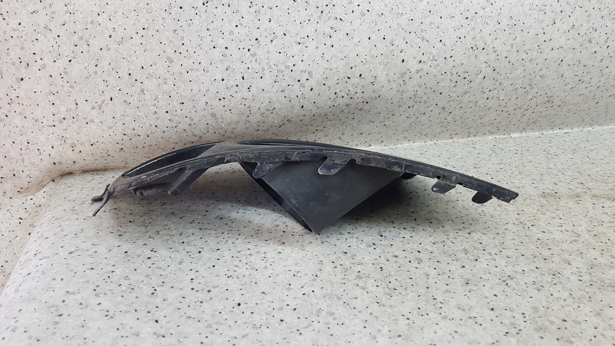 SUBARU IMPREZA STi WRX right grid bumper front 3467