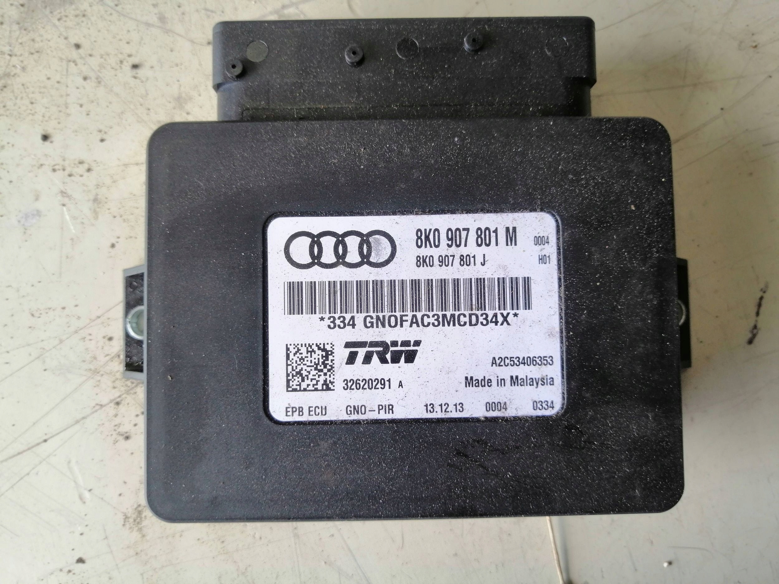Audi A5 8T 8F 2014 module control unit electric brake 8k0907801m