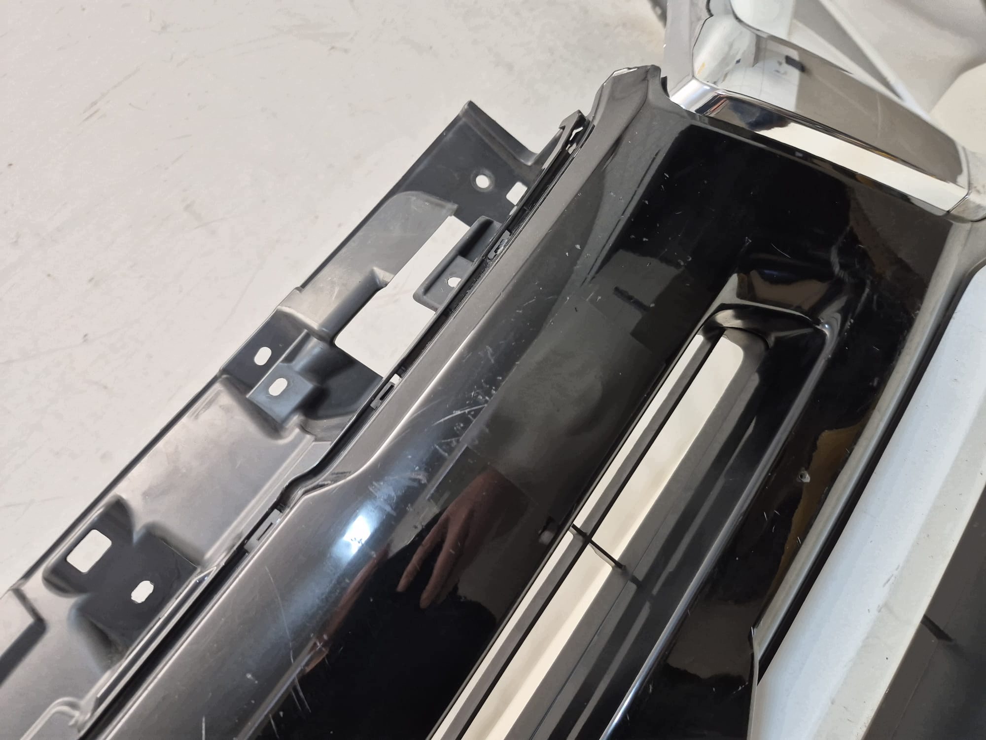MITSUBISHI ECLIPSE CROSS 18- bumper front front grid CHROM 6400H717ZZ