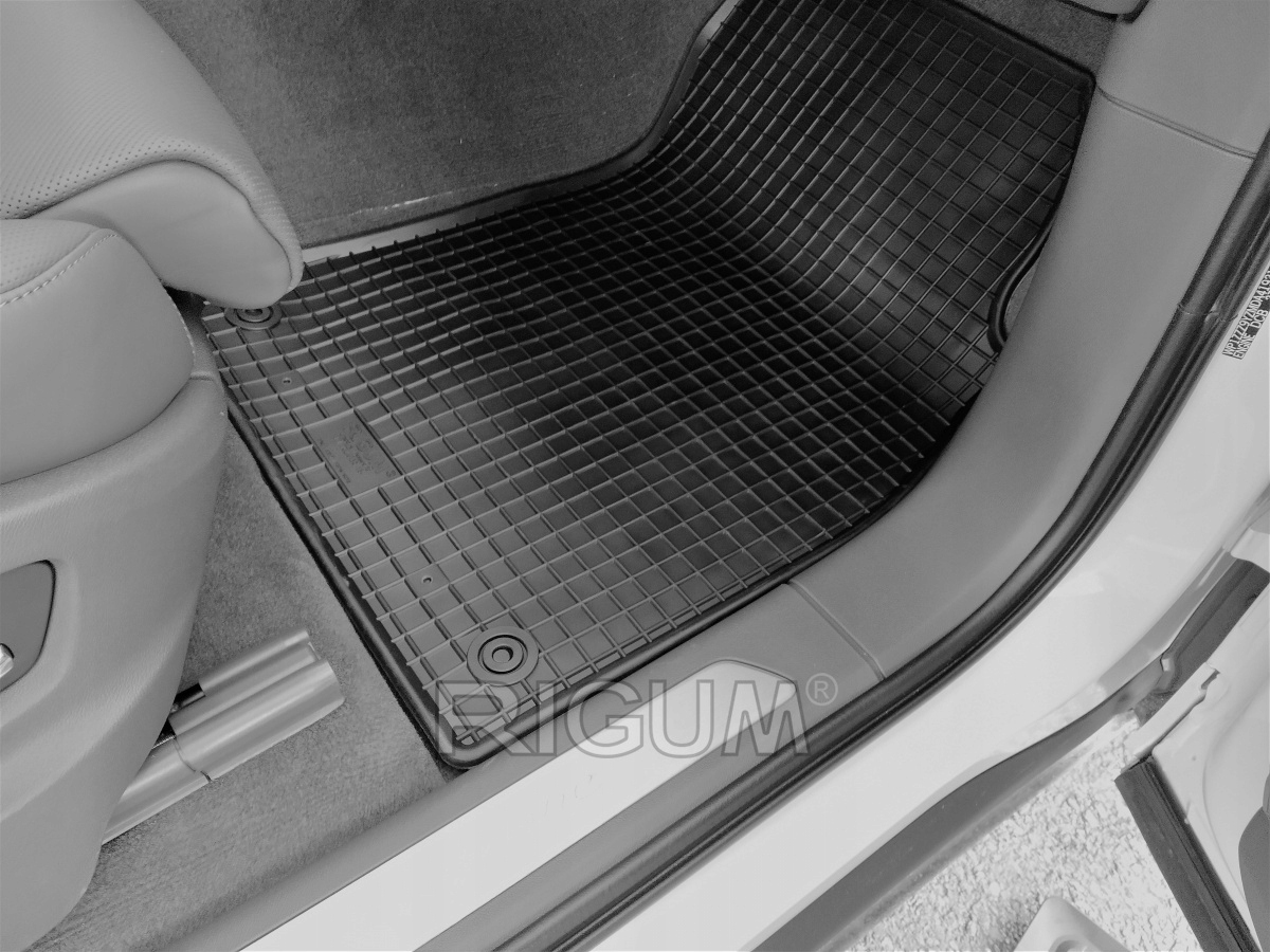 Zestaw dywaników do Porsche Cayenne od 2018 Numer katalogowy producenta 904581437270