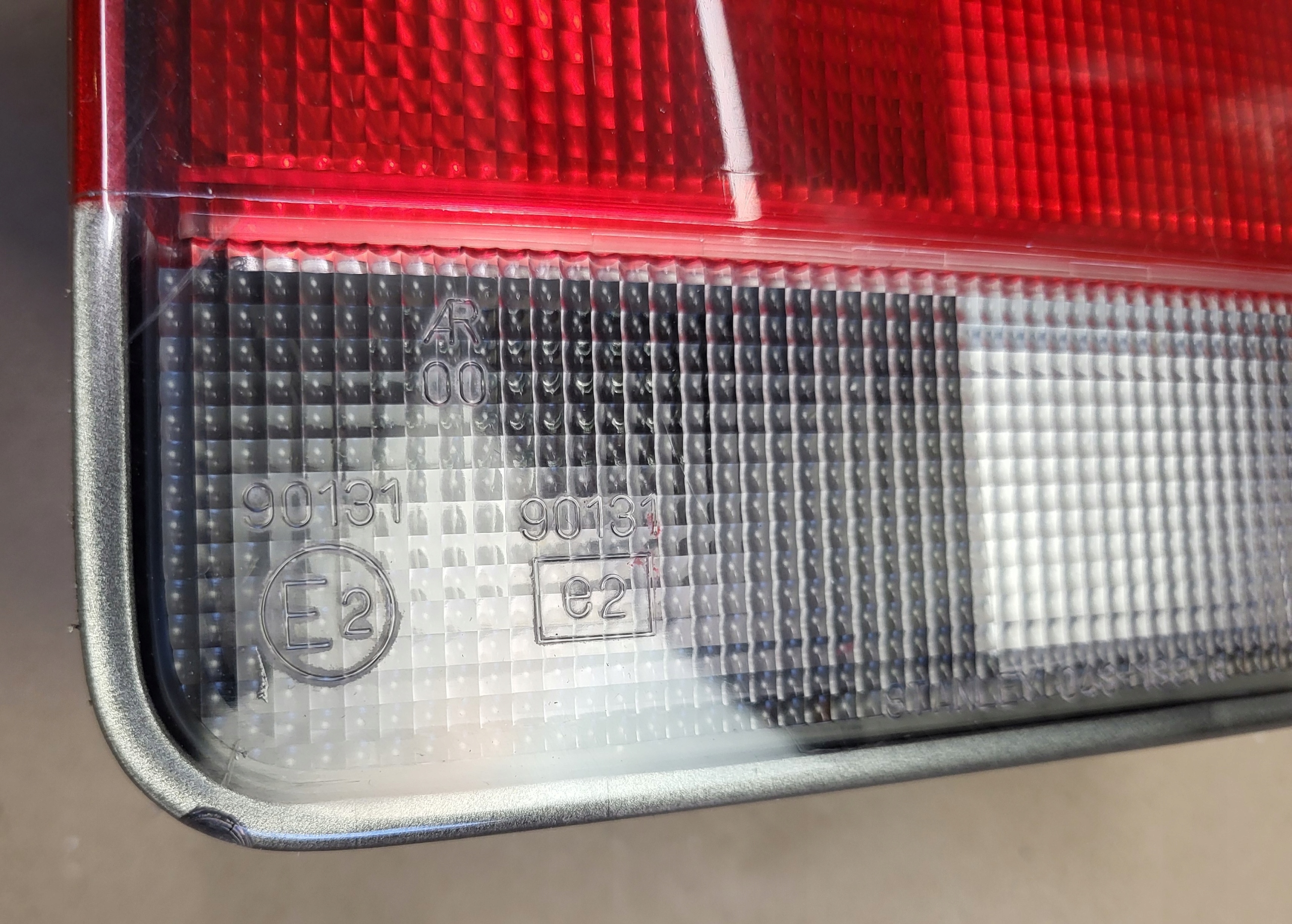 light right rear WKLAD MAZDA 626 IV OE EU complete