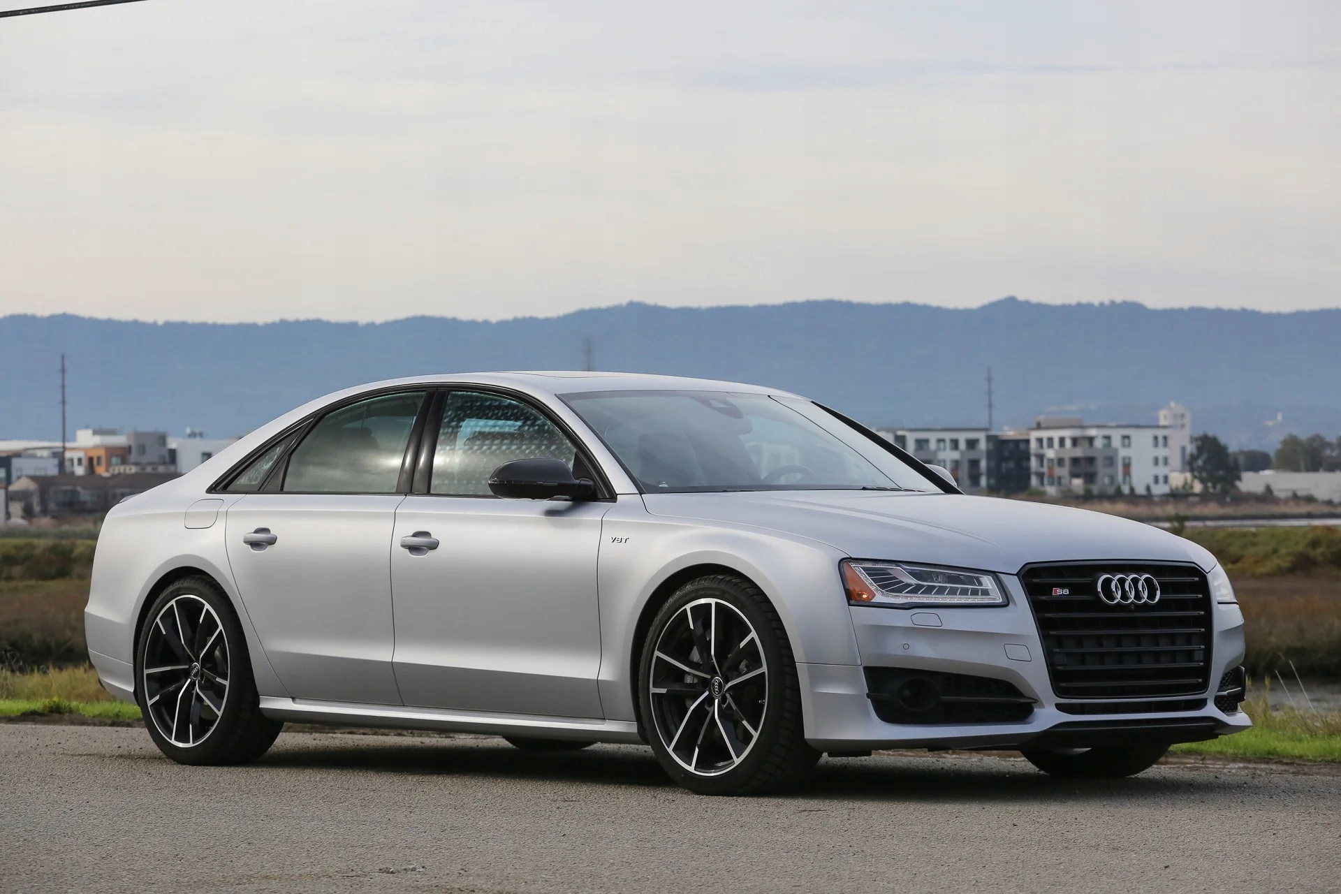 FOLIA MAT SREBRNY 50*152cm OKLEINA SAMOCHODOWA SREBRNA MATOWA SAMOPRZYLEPNA Długość (cm) 50 cm