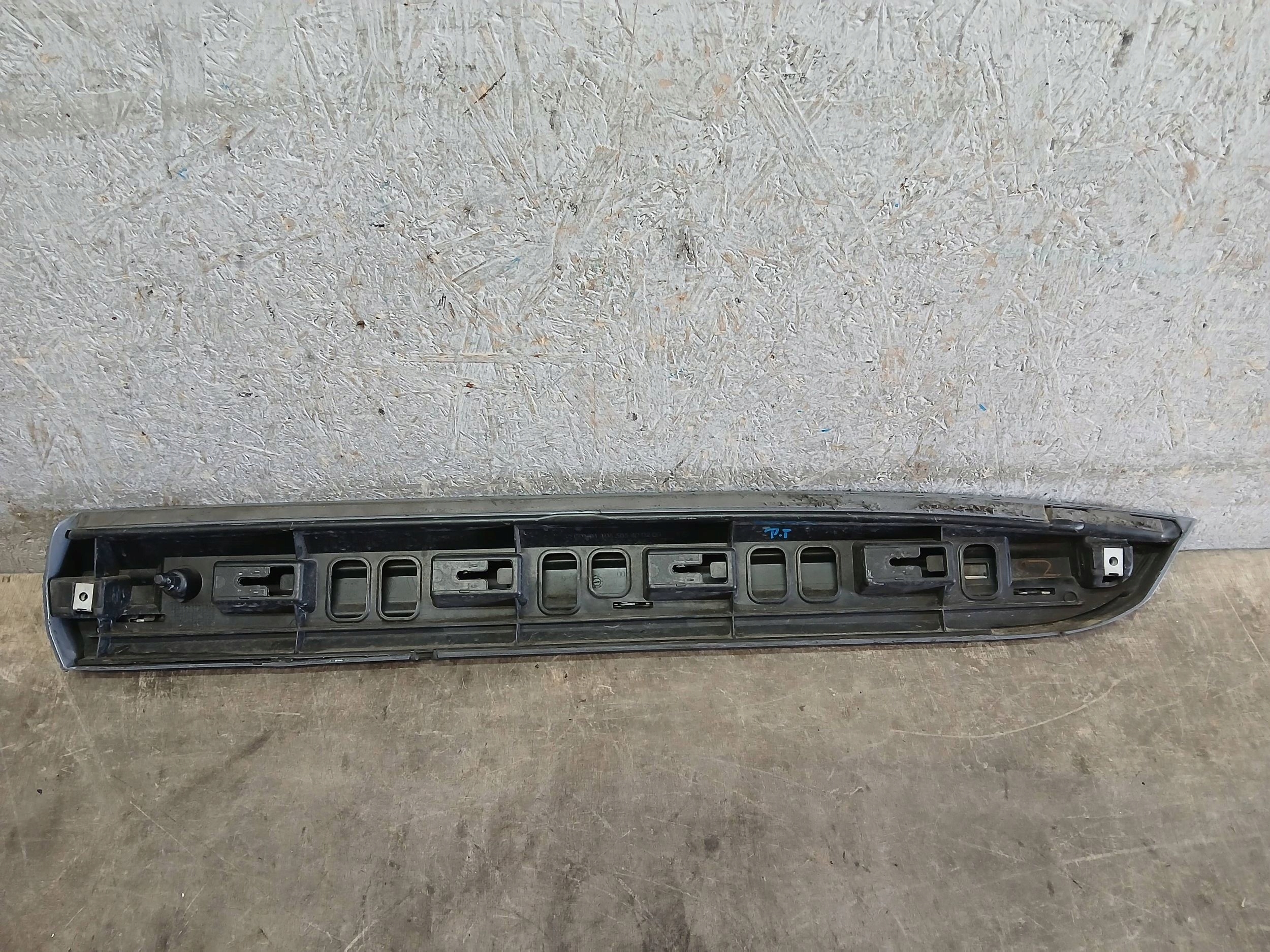 door moulding cap right rear part VW ARTEON 3G8 3G8853992B